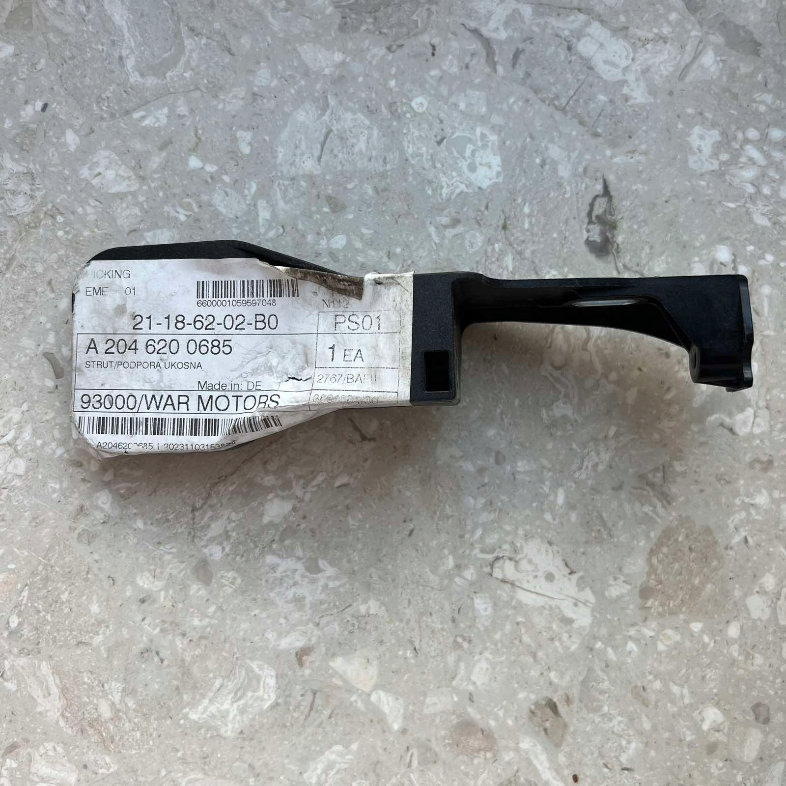 MERCEDES-BENZ GLK-CLASS X204 bracket REFLEKTORA left A2046200685