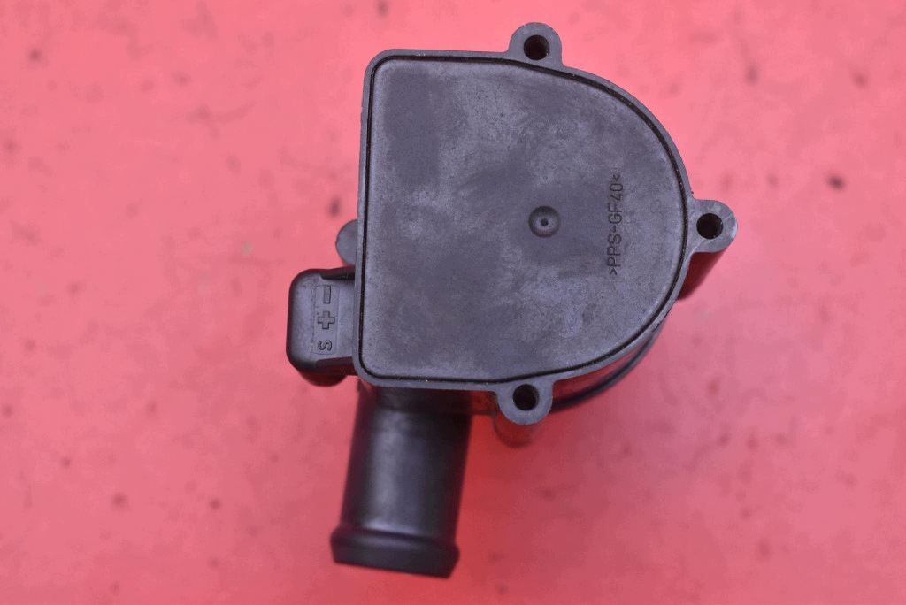 pumpe des wassers zusätzliche elektrisch 059121012A AUDI A6 C7 2.0 TDI 136KM 10-14