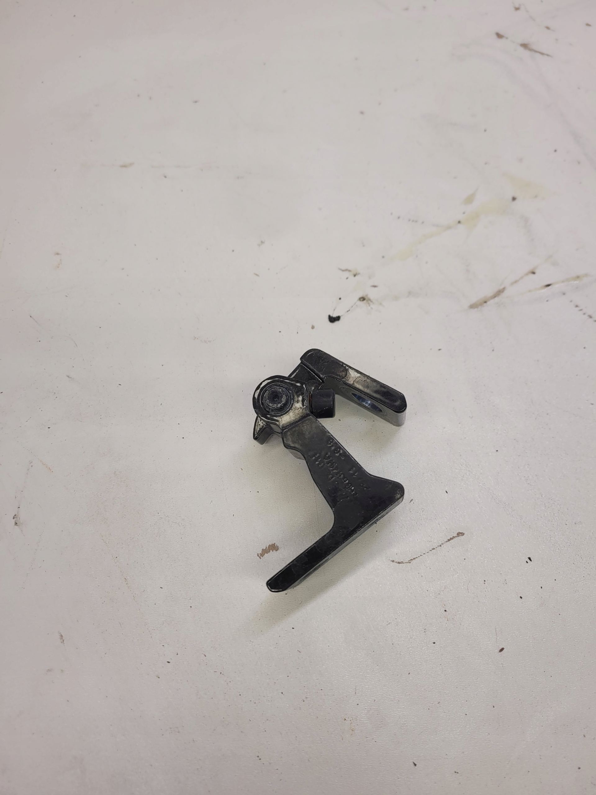 Scharnier Tür links AUDI A7 4G A8 D4 4H0831401A