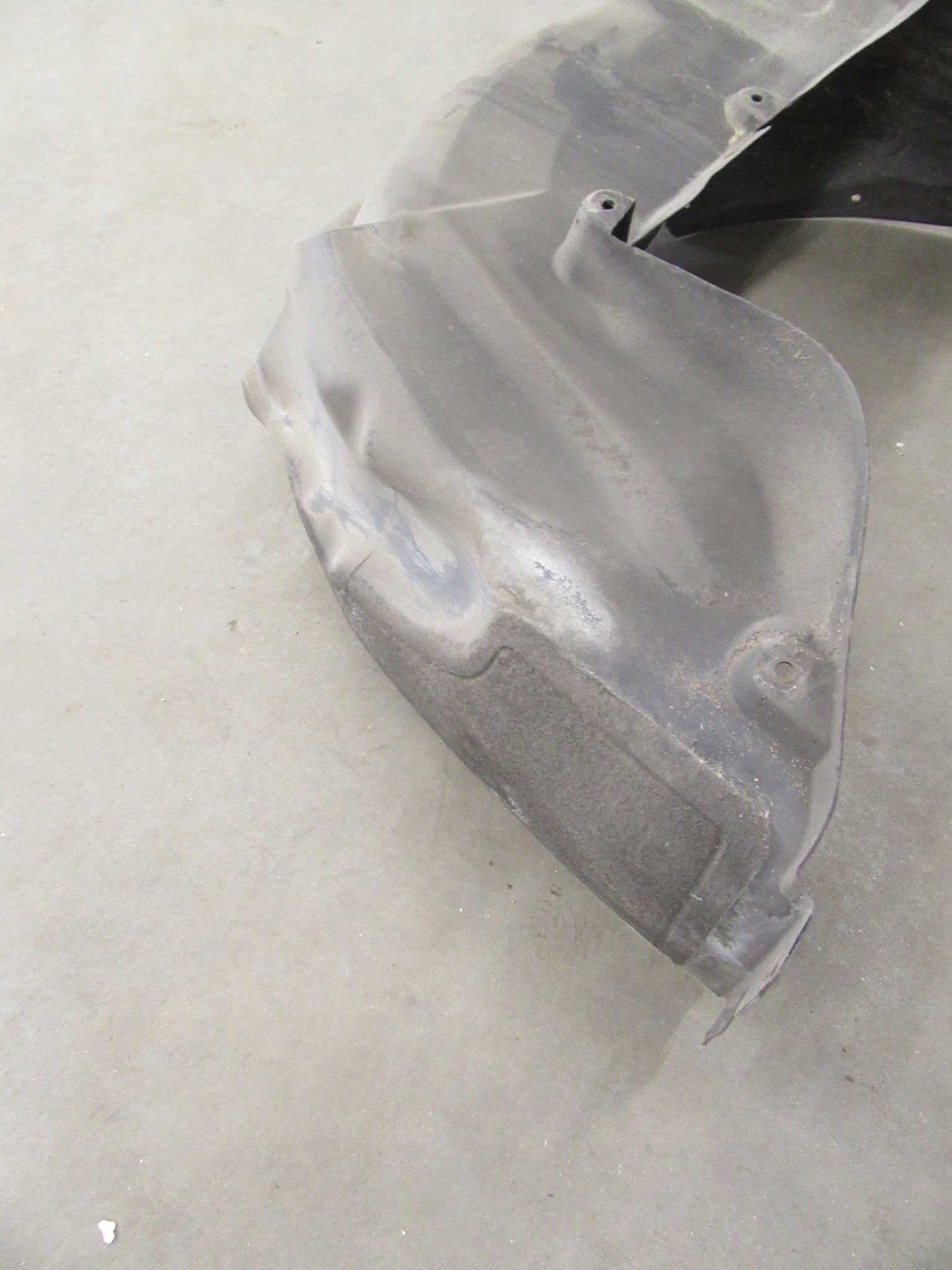 mudguard right rear part rear. BMW e61