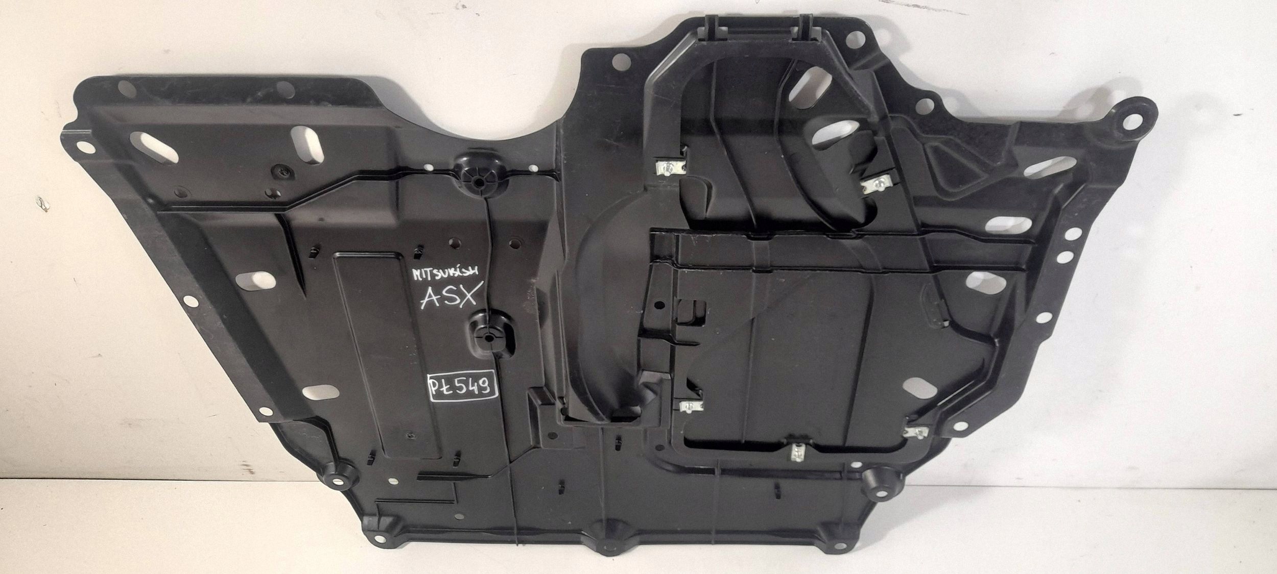 Mitsubishi ASX cover below engine 5379A259 (PL549)