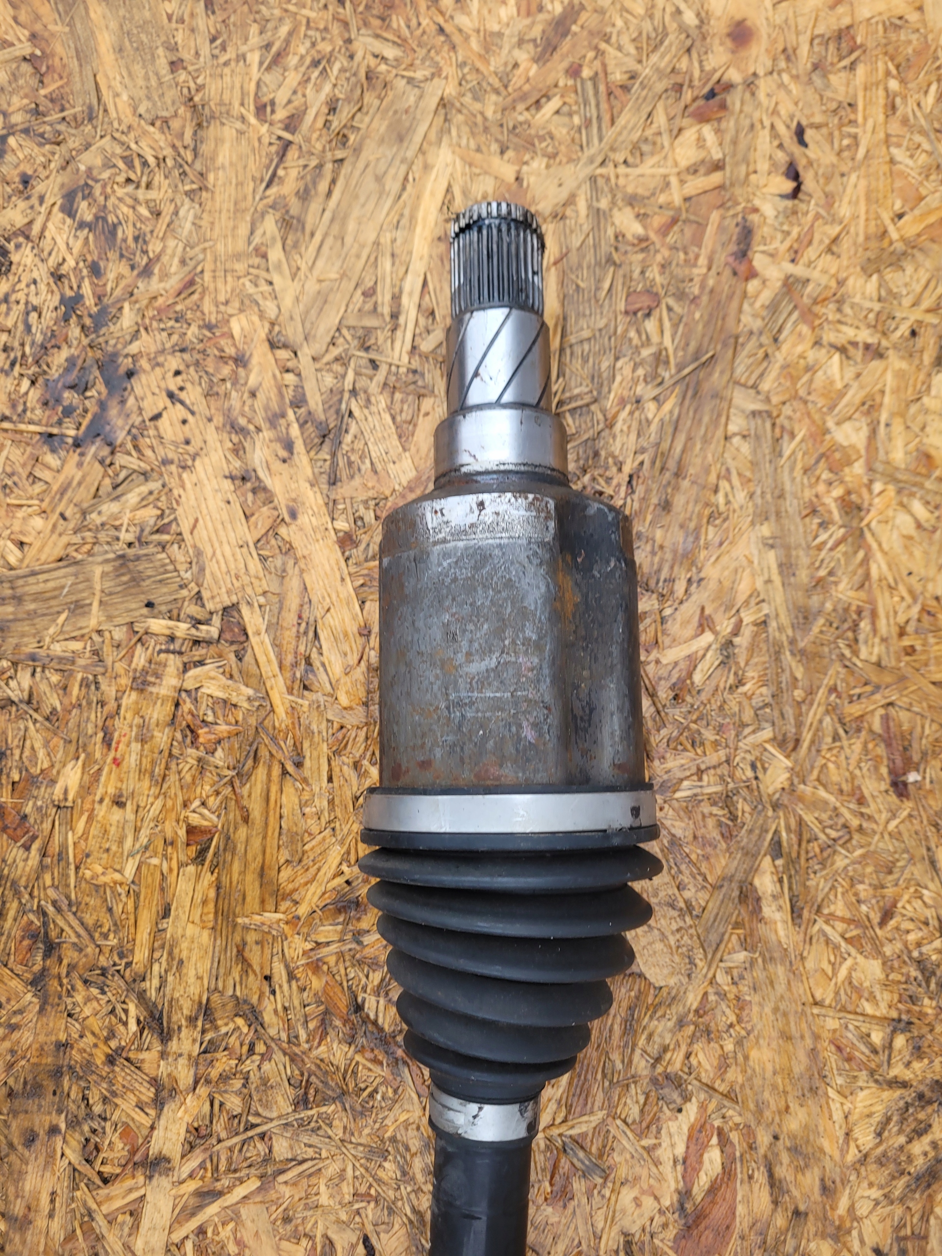 semi-axis left short. TESLA X 1027111-00-D