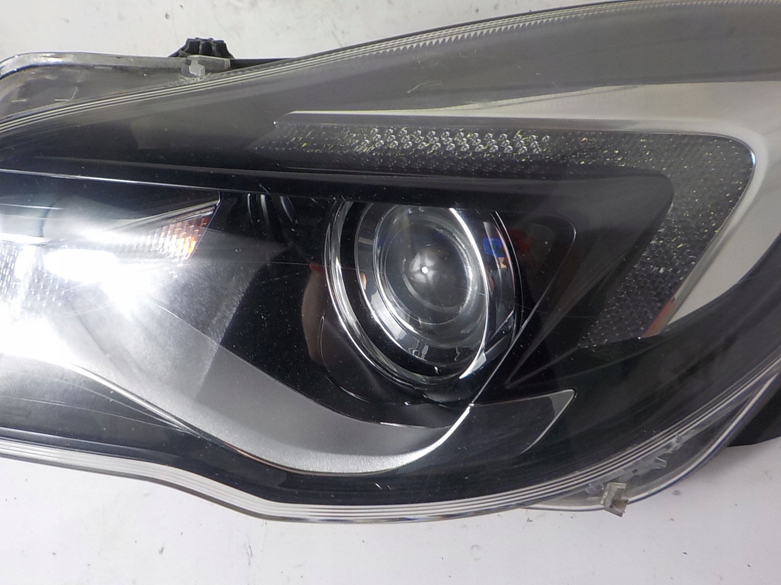 OPEL INSIGNIA A LIFT light left front front UK 1LL011165-13