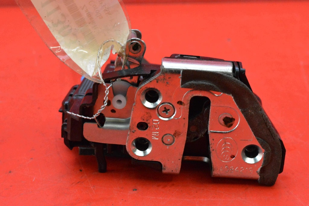 lock door left rear part rear EU TOYOTA COROLLA E21 sedan 18-25
