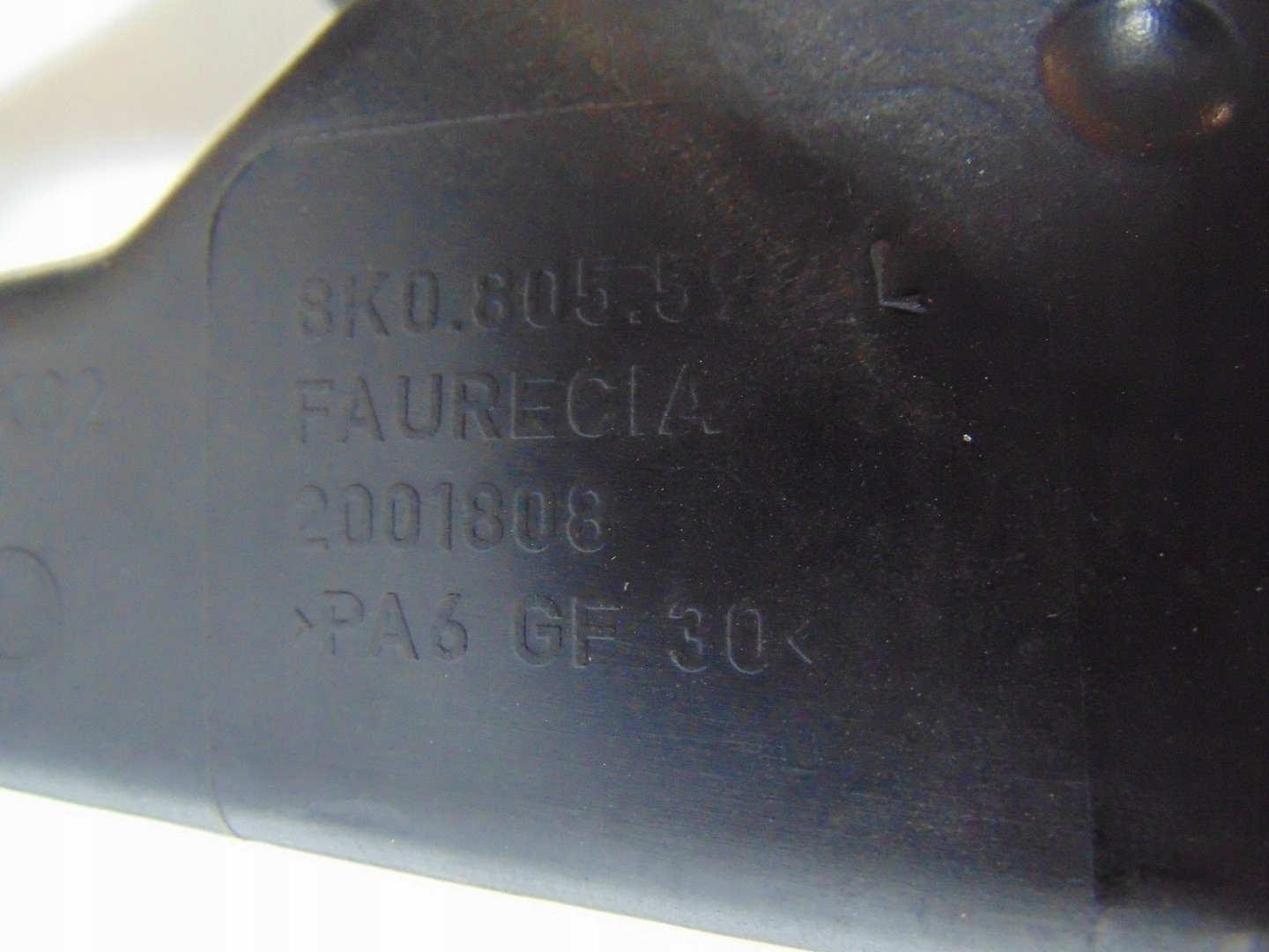 панель передняя / телевизор Audi A4 B8 8K0805594L