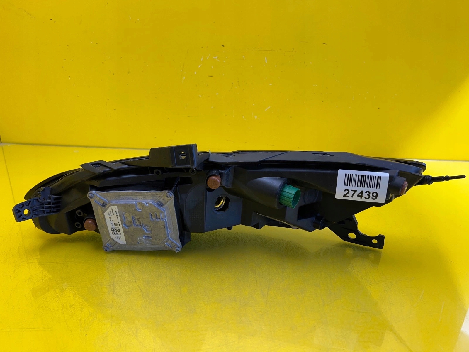 light right Jeep Cherokee 13-17 68157104AR complete