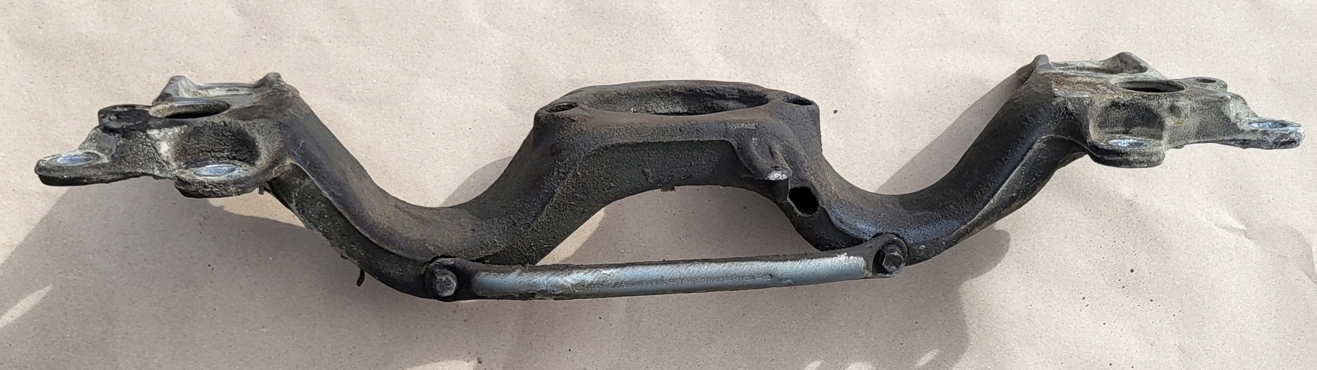 Supporto staffa Supporto cambio ingranaggi MANUALNEJ AUDI A4 B7 8E OE