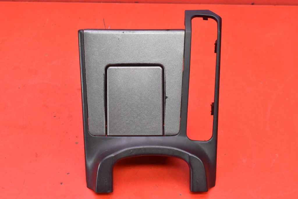bracket for KUBKI CUP HOLDER 55620-53030 LEXUS IS220 XE20 05-10