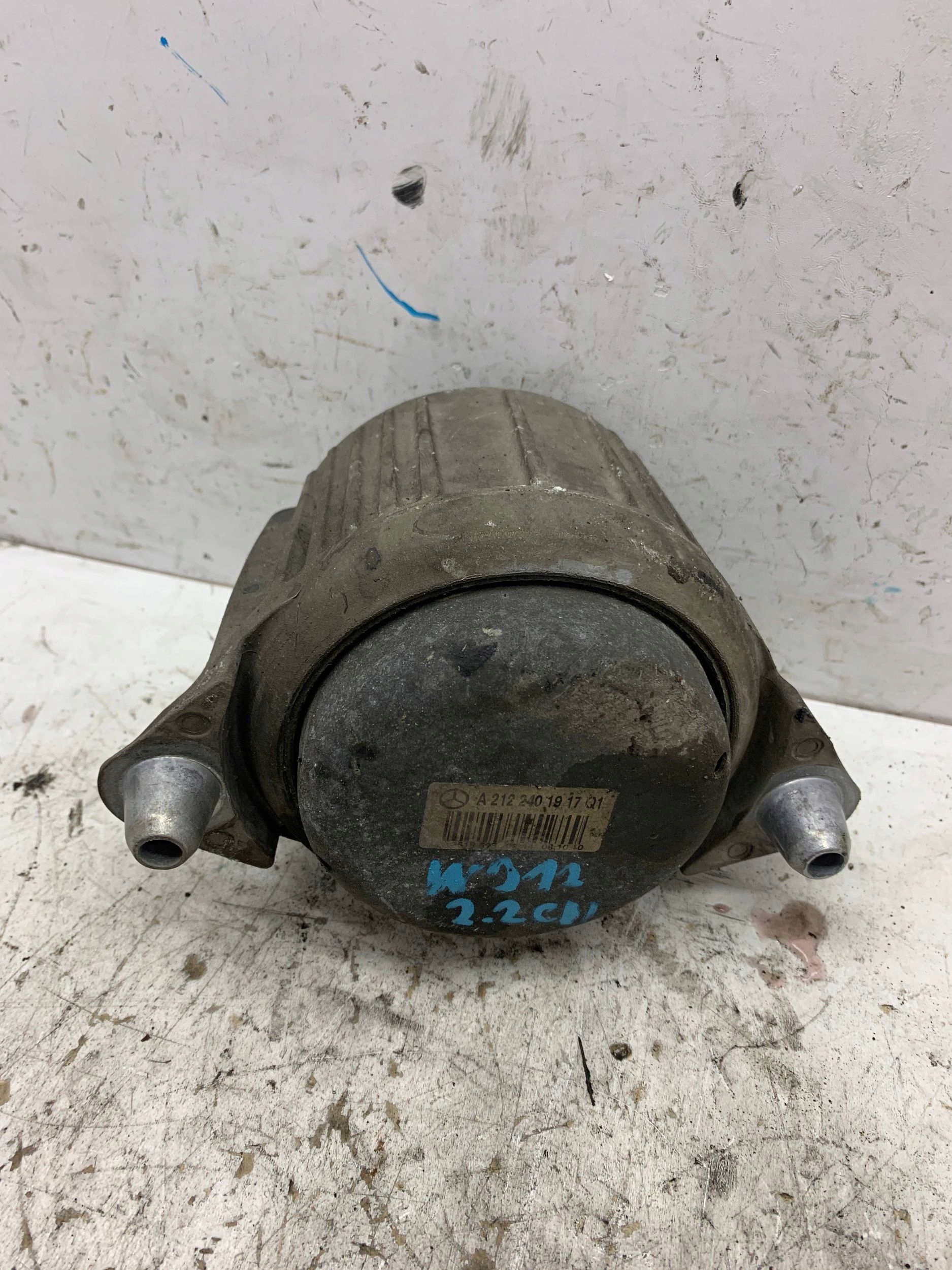engine mount A2122401917 MERCEDES W212 (2009-2012) 2.2 CDI