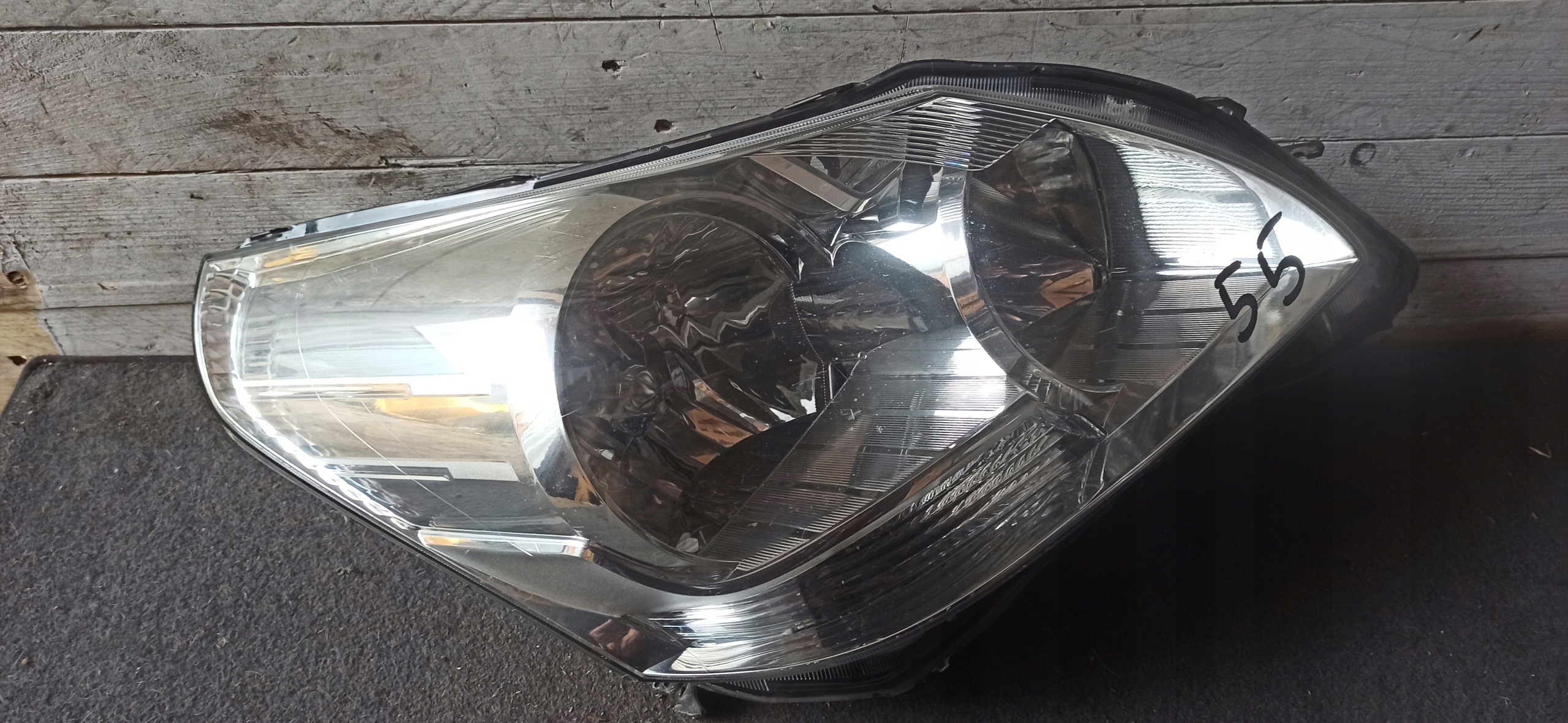 light right front TOYOTA YARIS VERSO 81110-0F090