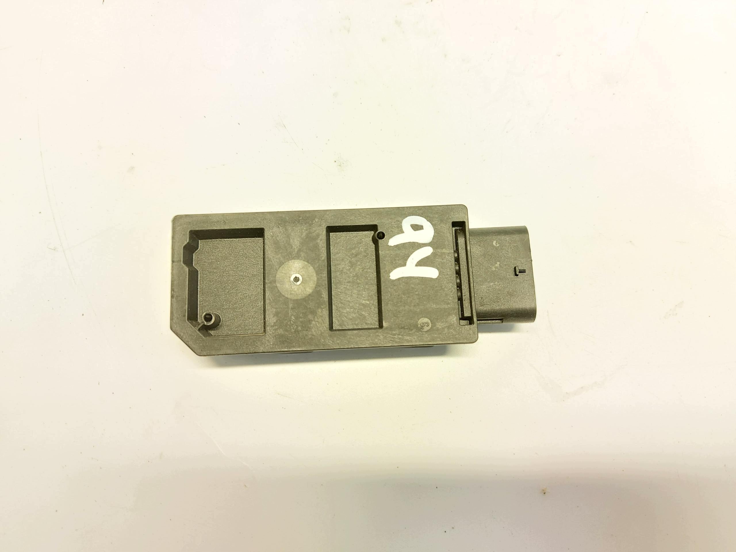 Audi Q4 89A 45 E-TRON , SUV, 2023 de l'amplificateur antenne module 5WA962133E
