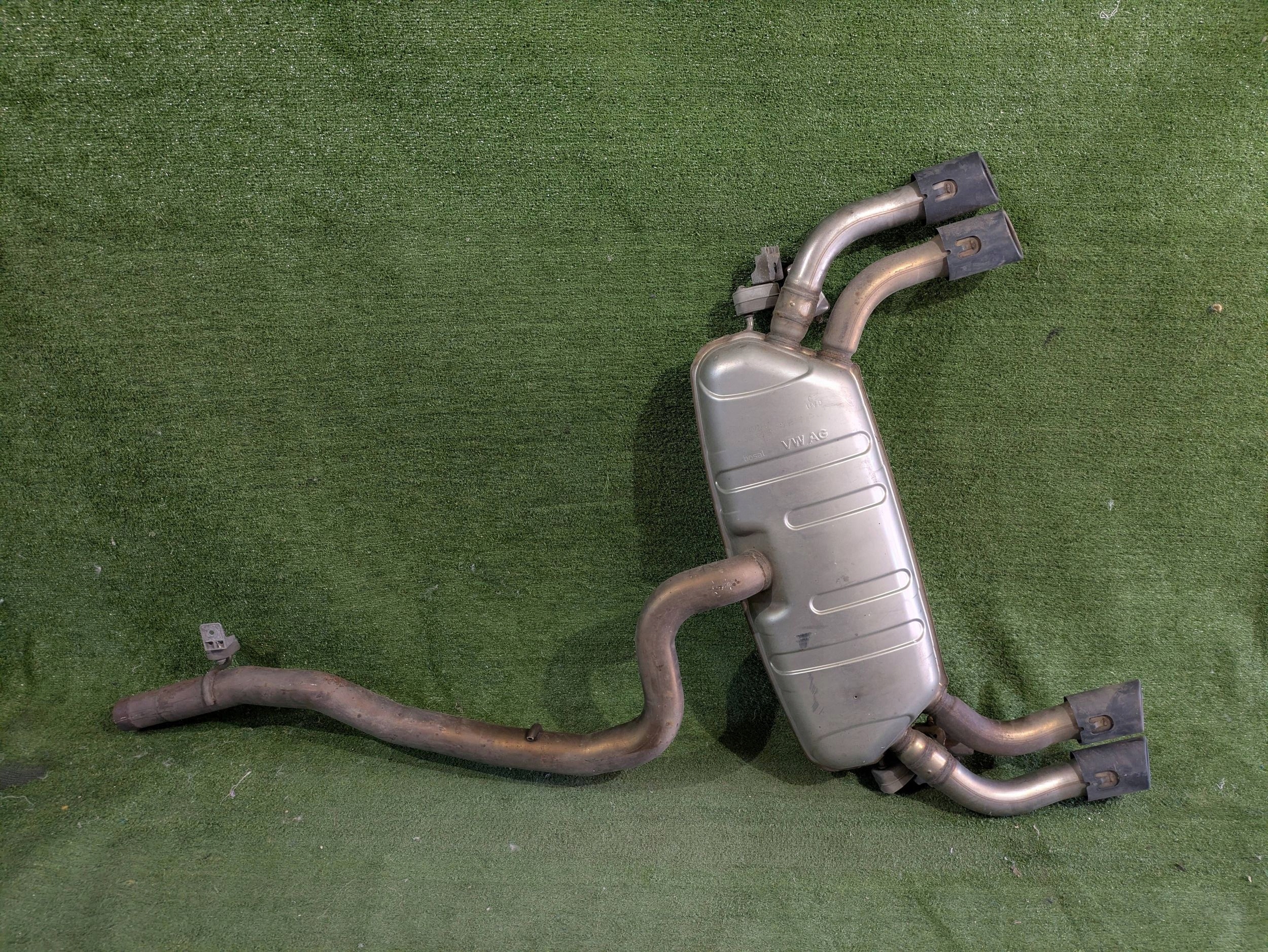 TLUMIK KONCOWY CUPRA FORMENTOR 5Q6253611DA