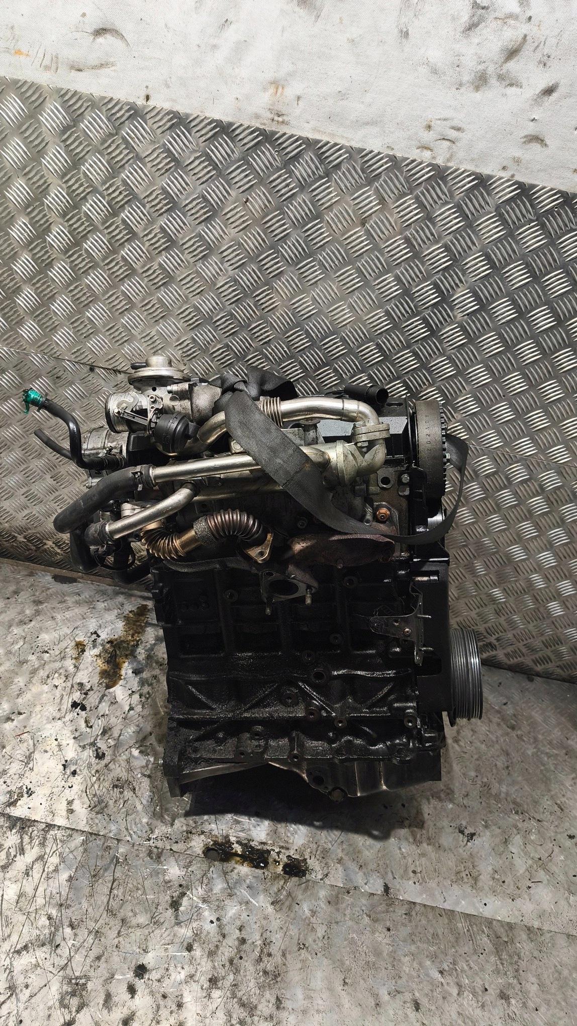 engine unprotected pillar VW PASSAT B5 1.9TDI 2001r -AVB