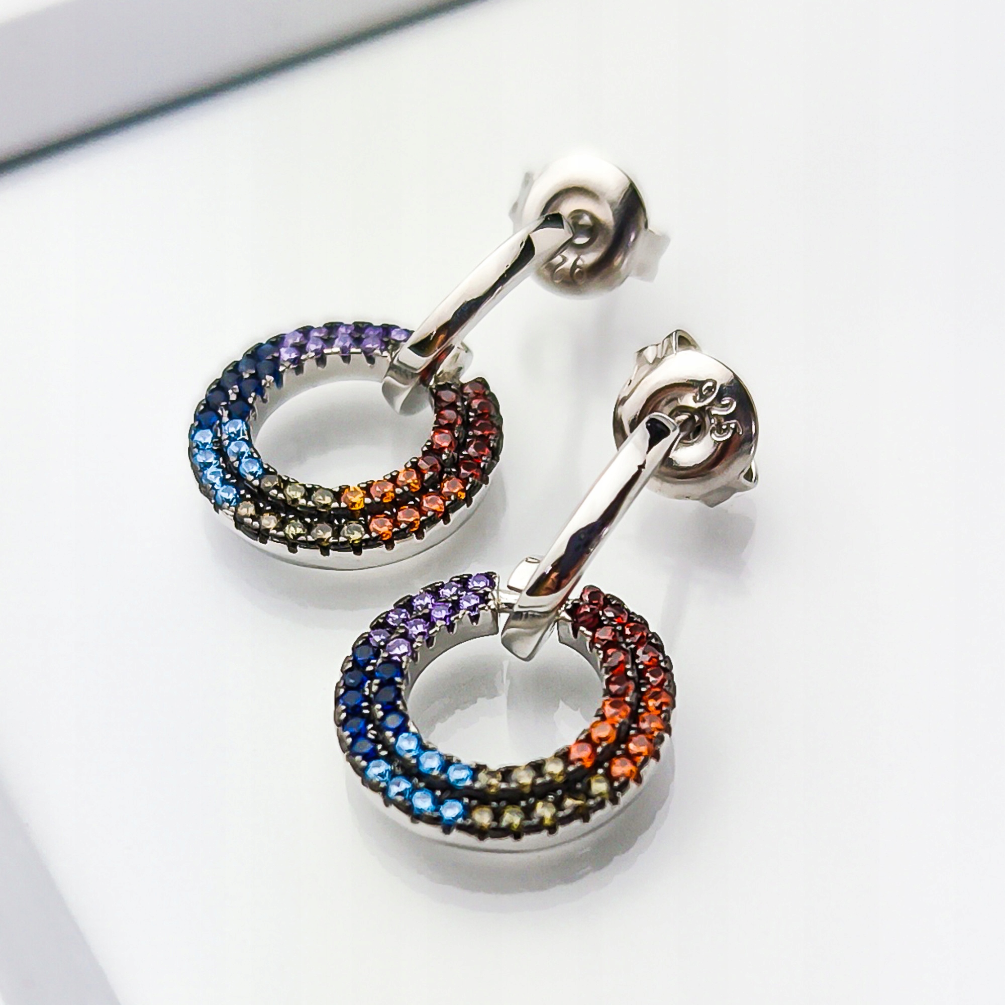 Stříbrné náušnice barevný kruh ryzost 925