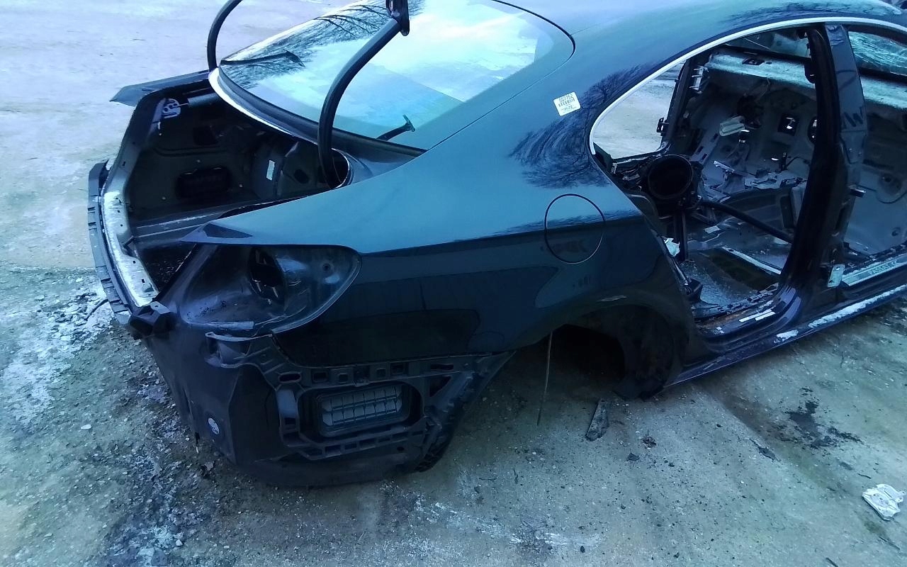 VW PASSAT CC ĆWIARTKA TYŁ BŁOTNIK PRAWA LC9X Producent części Volkswagen OE