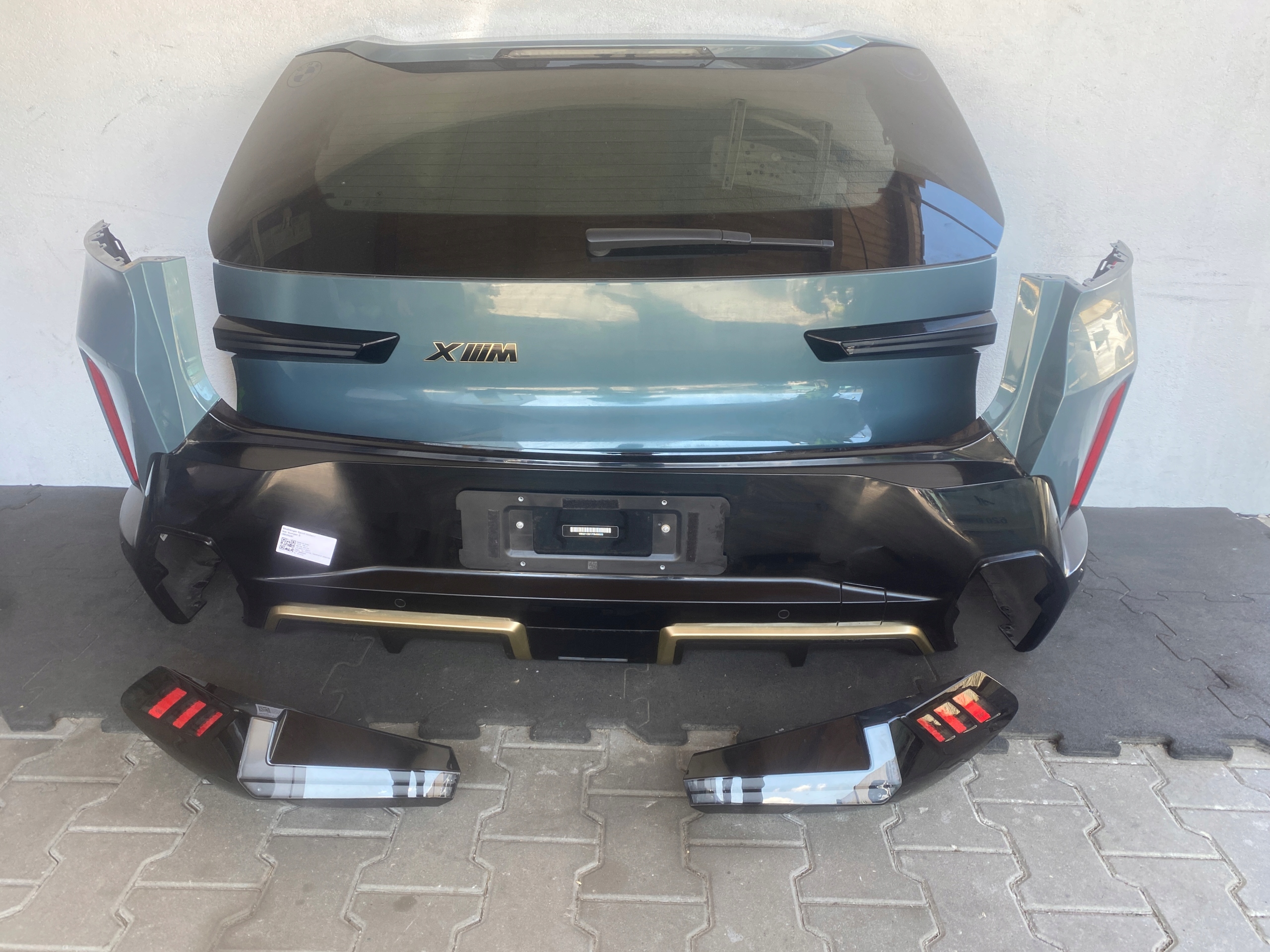 KLAPA TYL TYLNA BAGAŻNIKA LAMPY ZDERZAK BELKA BMW XM G09