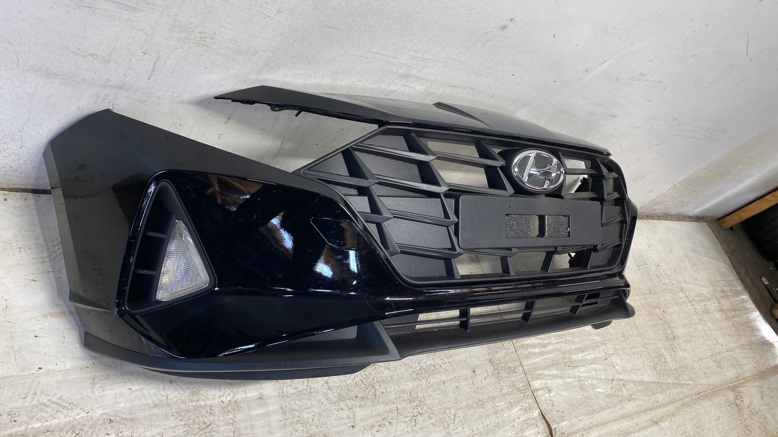 HYUNDAI I20 III bumper front front front PREKLADgrill X5B 21-23 DEMONTAZ