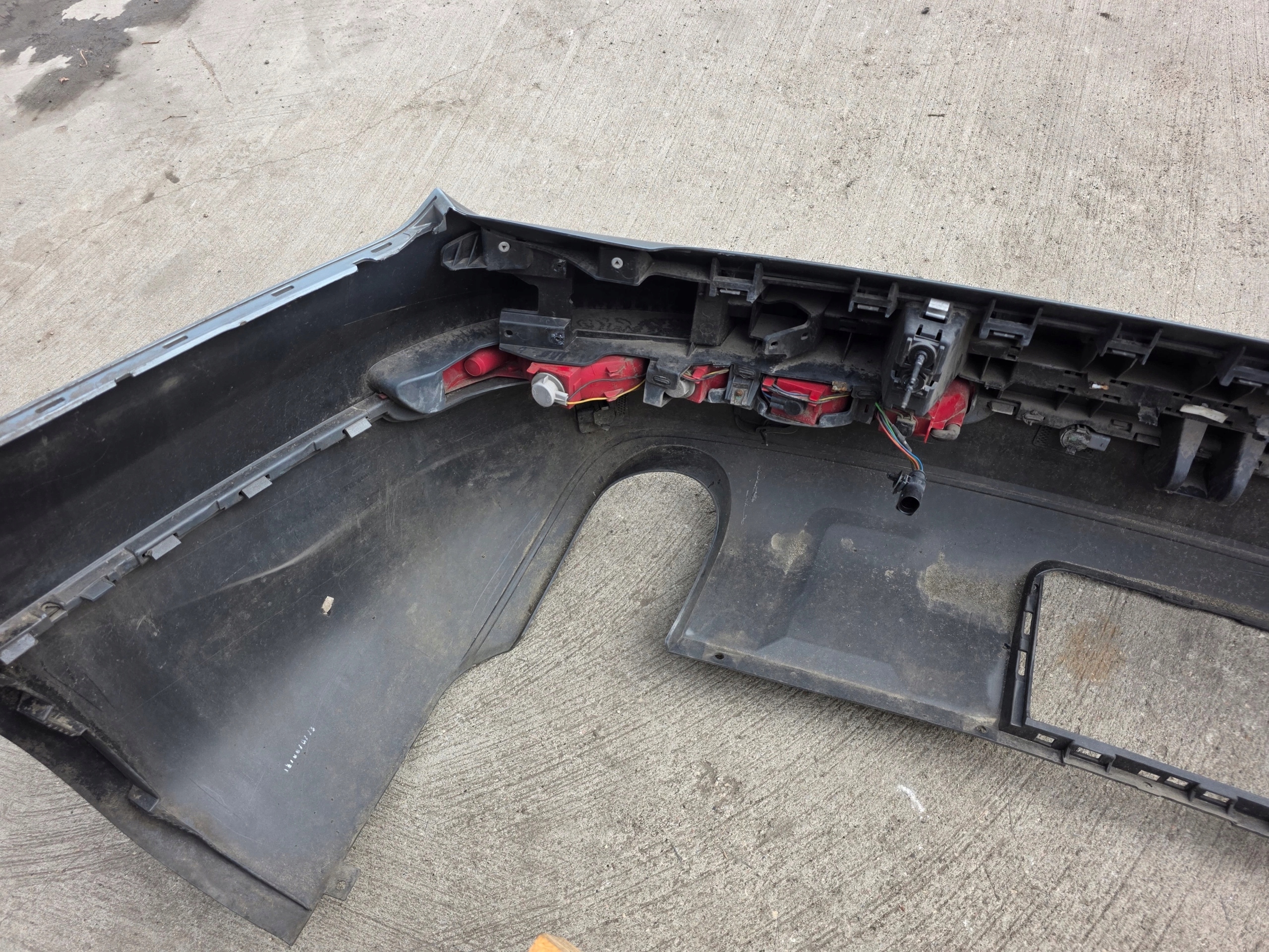 bumper rear part AUDI Q7 4L PDC towing LY7E 2005-2008