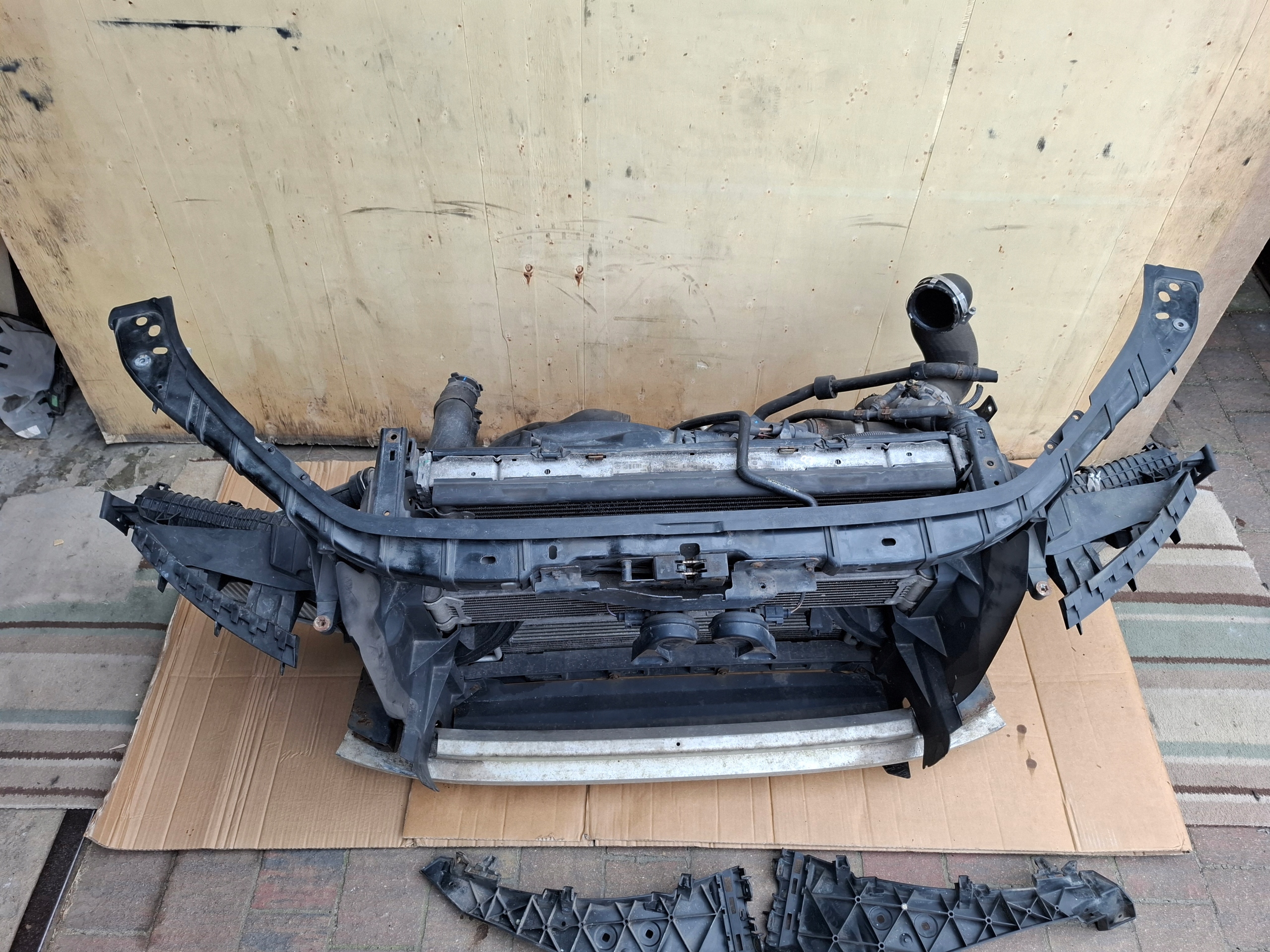 support panel for radiators AUDI Q7 4L 3.0 TDI 06r complete