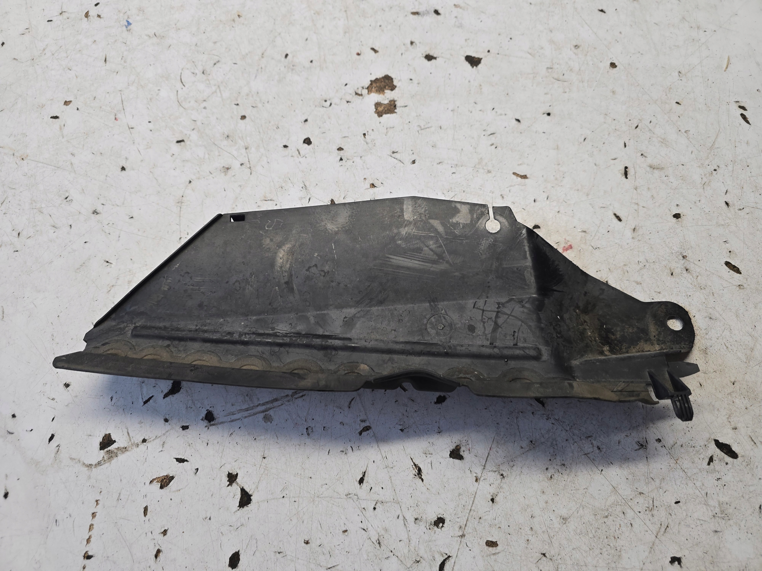 OPEL ASTRA K LIFT oben luftansaugkanal