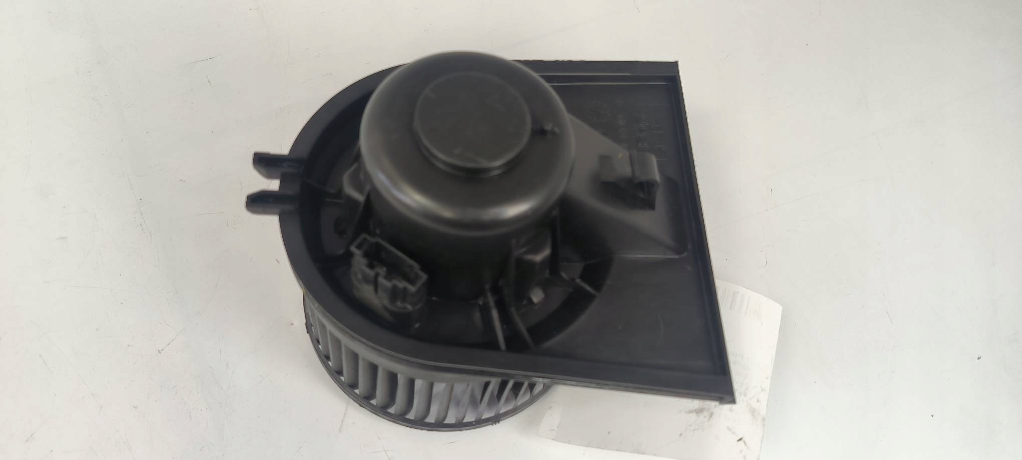 ventilator kabinski 6N1819021 SEAT AROSA