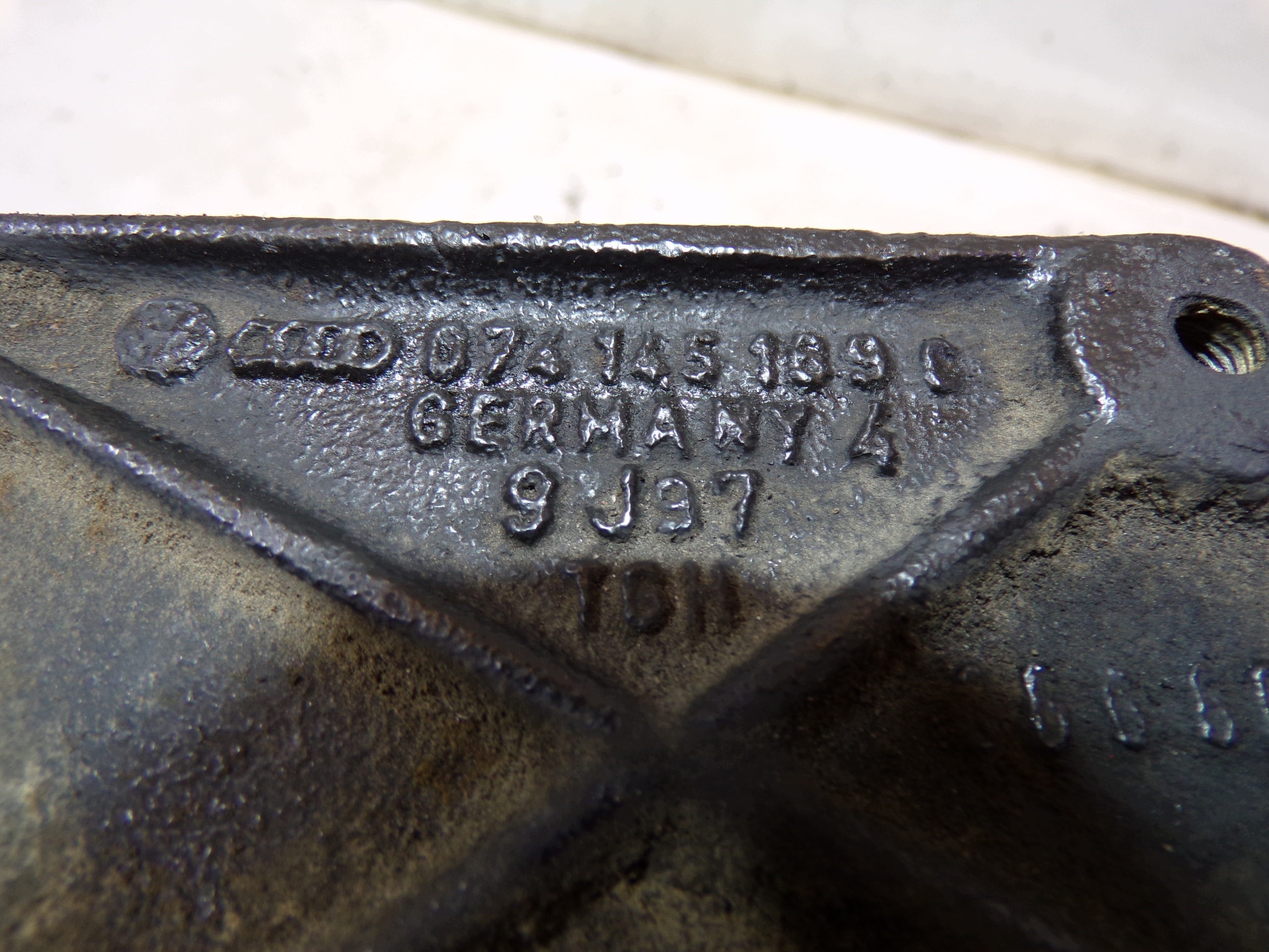 WISKOZA fan NRF2000535 support WISKOZY 074146169C 2.5 TDI