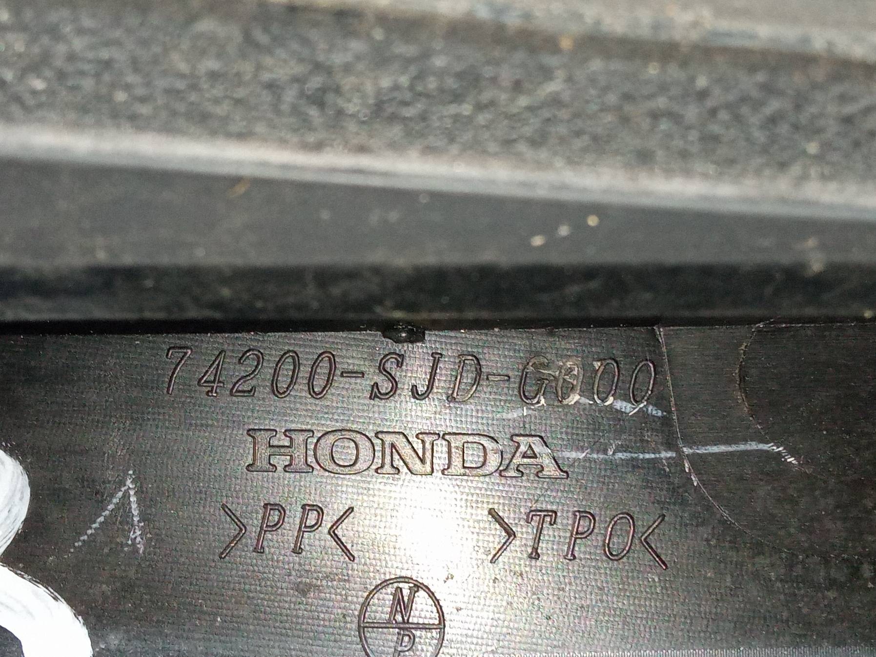 torpedo plastic 74200SJDG000 Honda FR-V and (2004-2009)