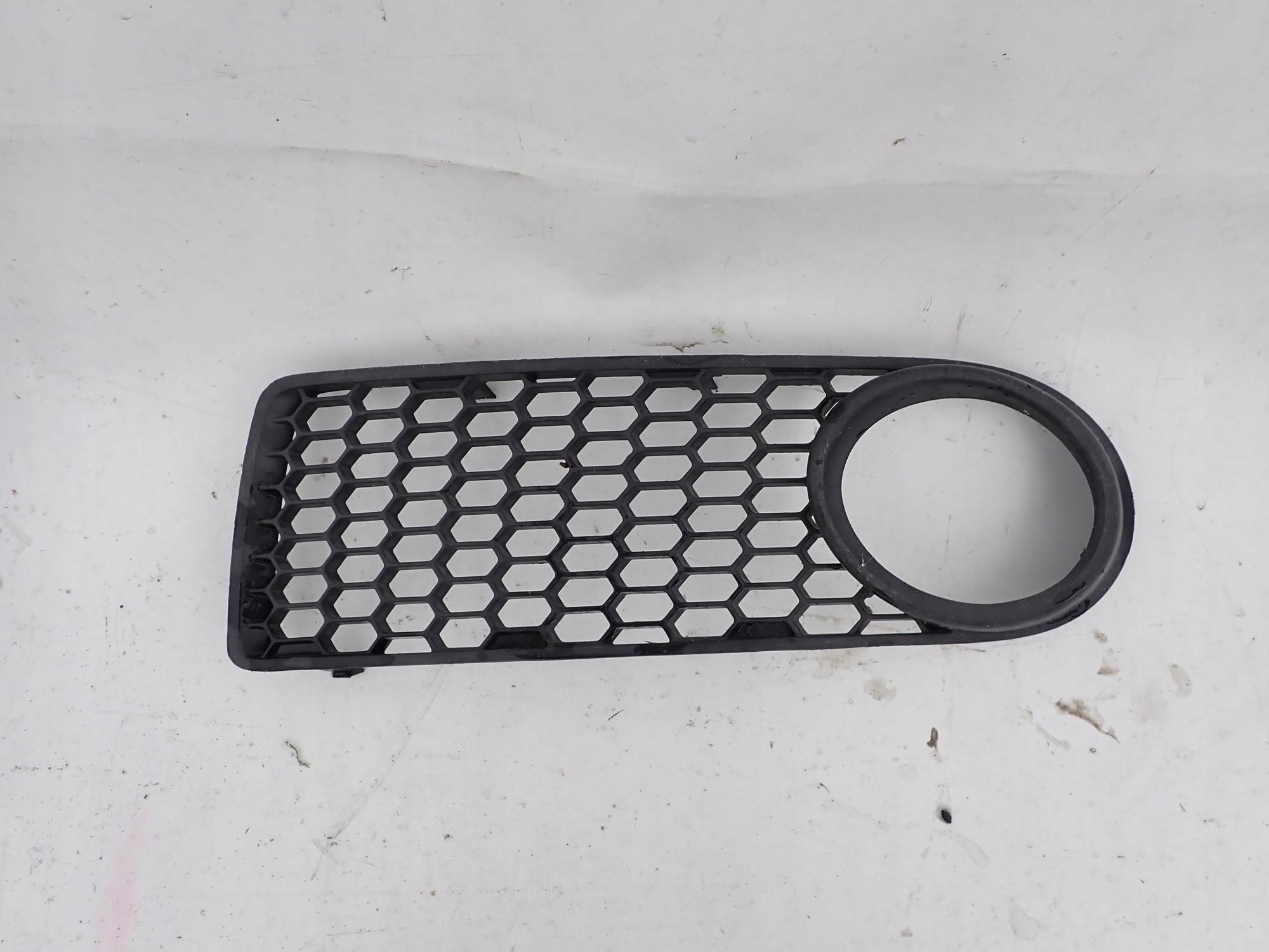 VW NEW BEETLE LIFT 05-10 grid of a bumper left