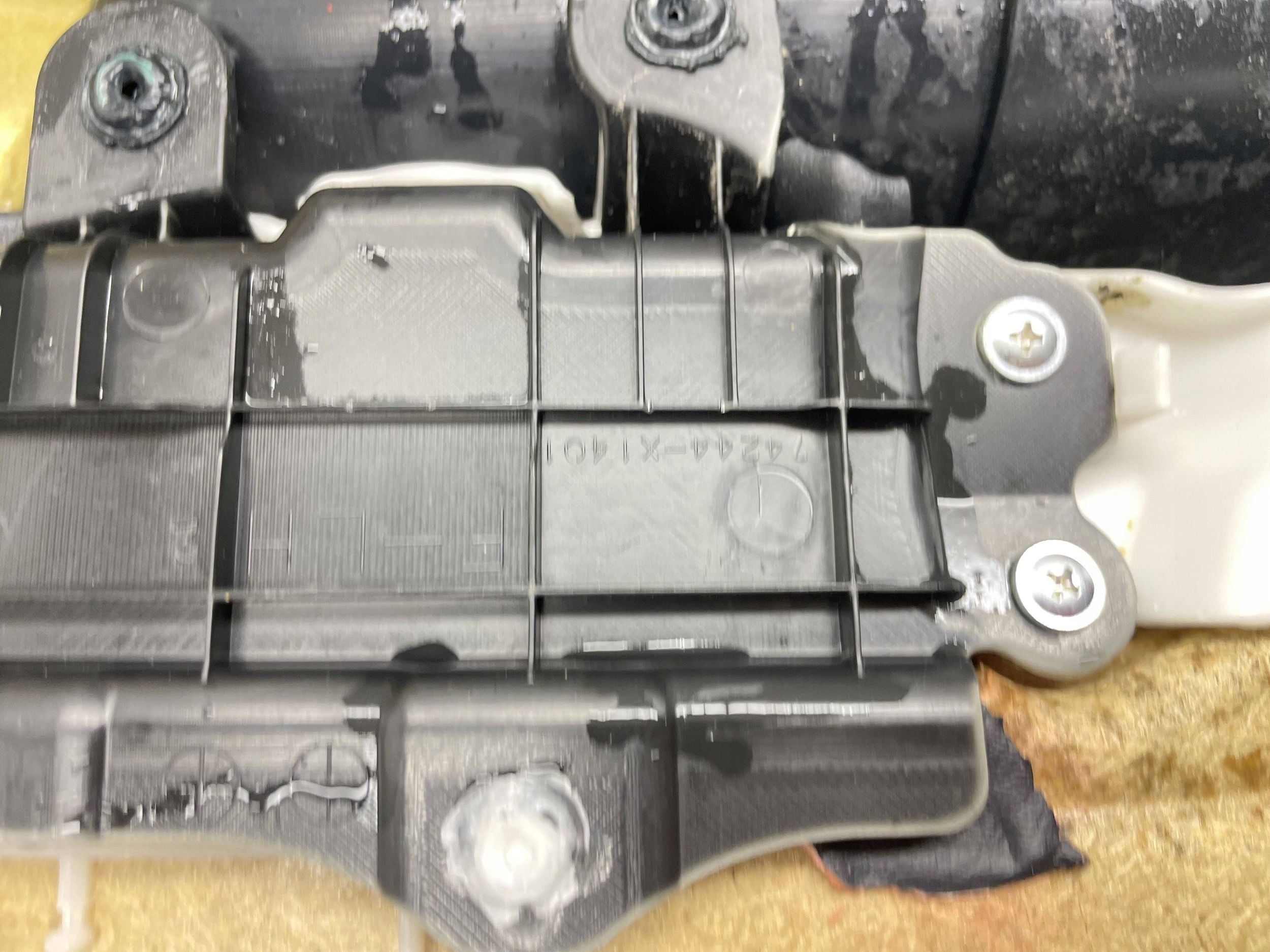 дверные карты передних lexus ES 300h (6th ) 67702-x1401