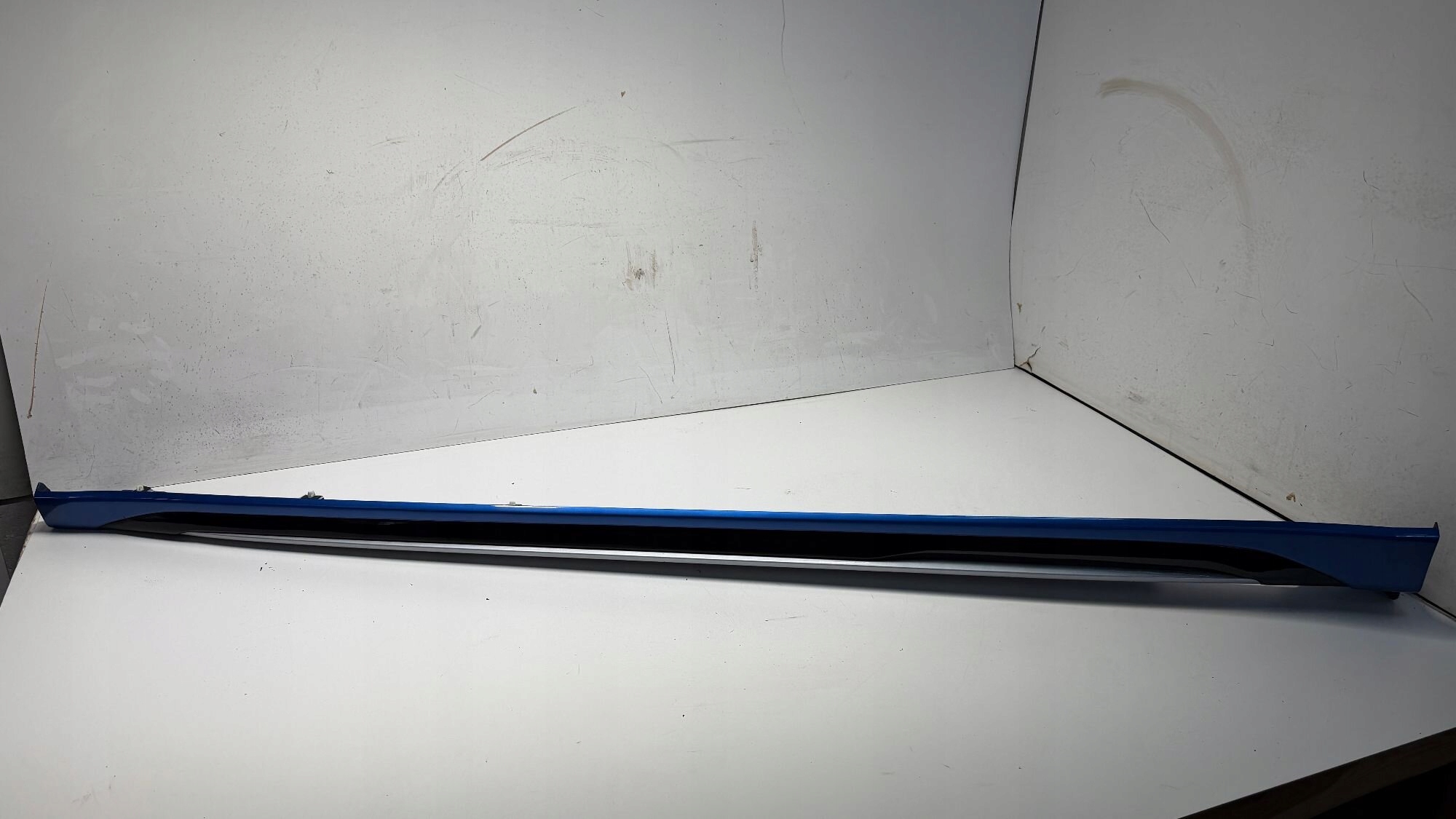 KIA CEED III GT-LINE moulding threshold left colour B3 17-24
