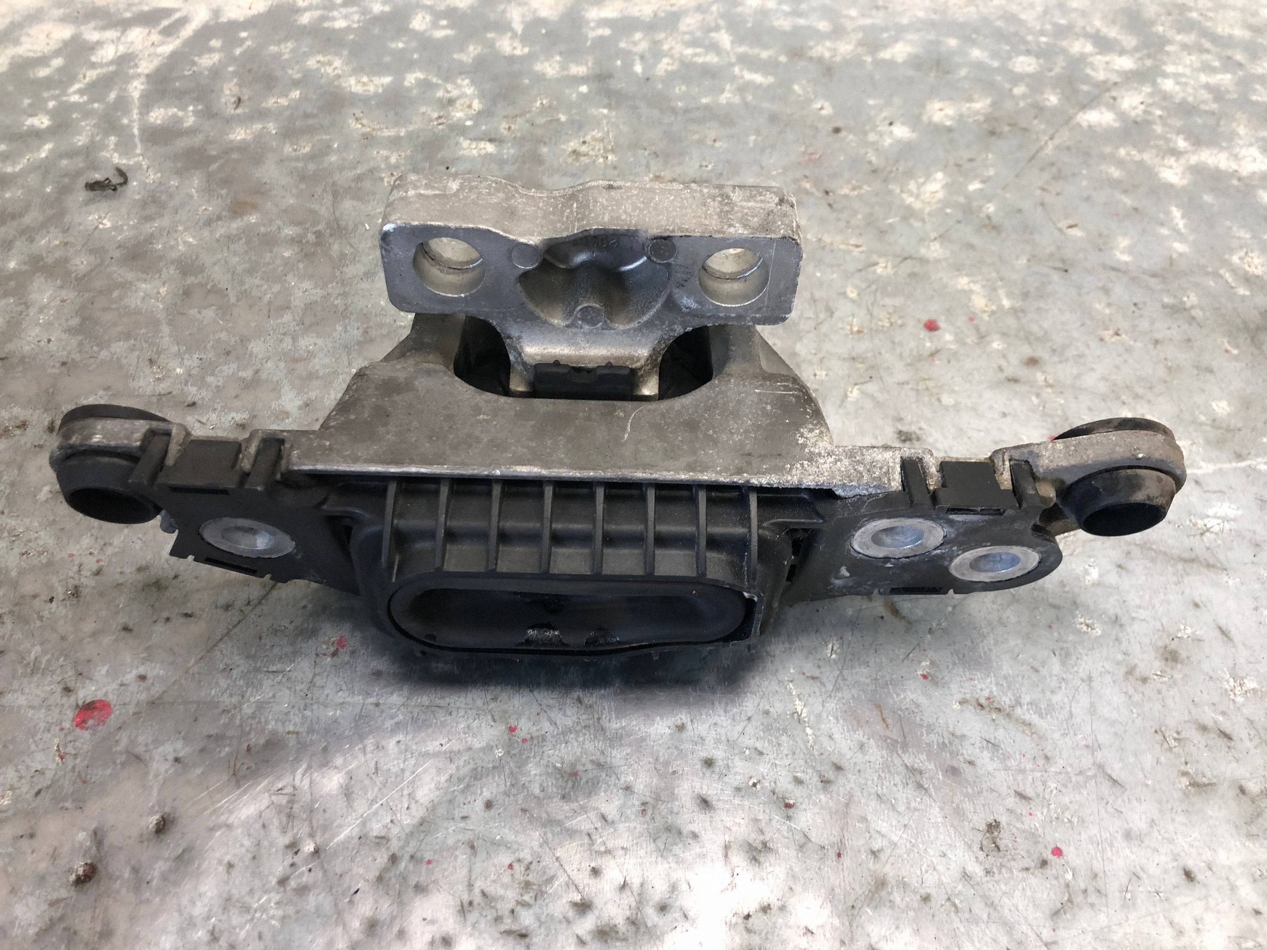 holder engine mount 1.6 OPEL ASTRA K KOMBI 13434345