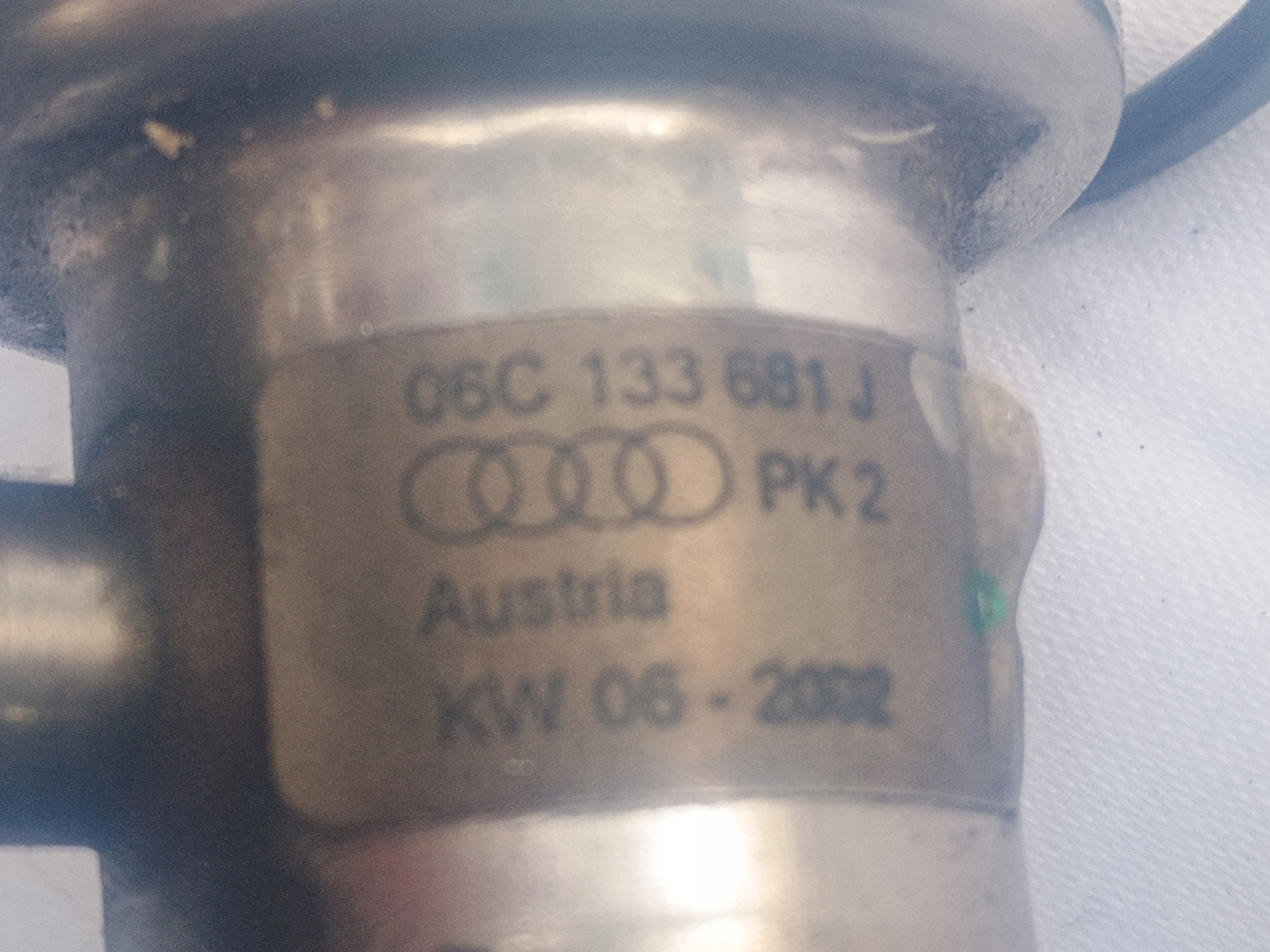 Rampe injection Injecteurs 06C133681J VW AUDI 3.0 B