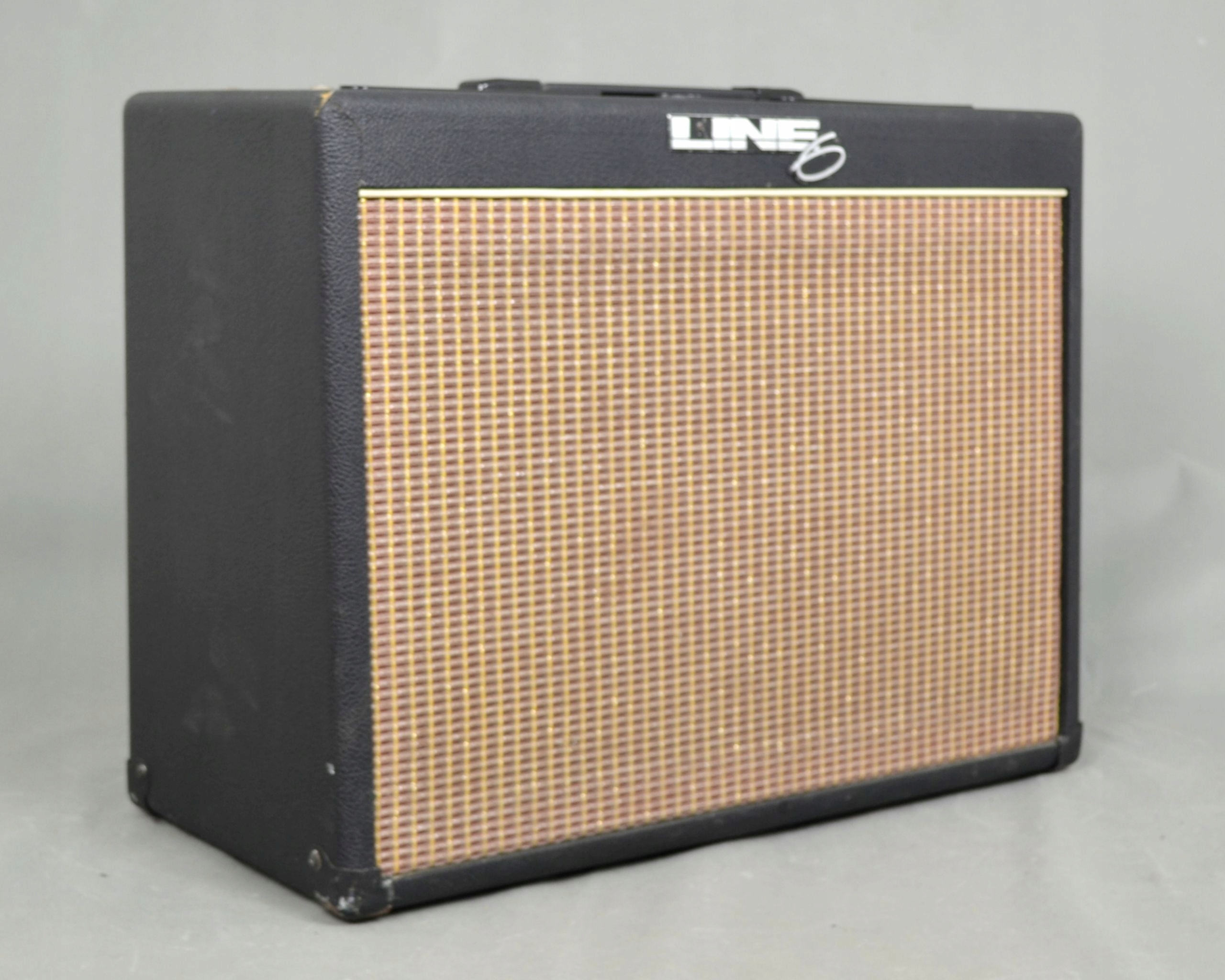 Line 6 Flextone 112 PLUS Wzmacniacz gitarowy Konstrukcja tranzystorowy