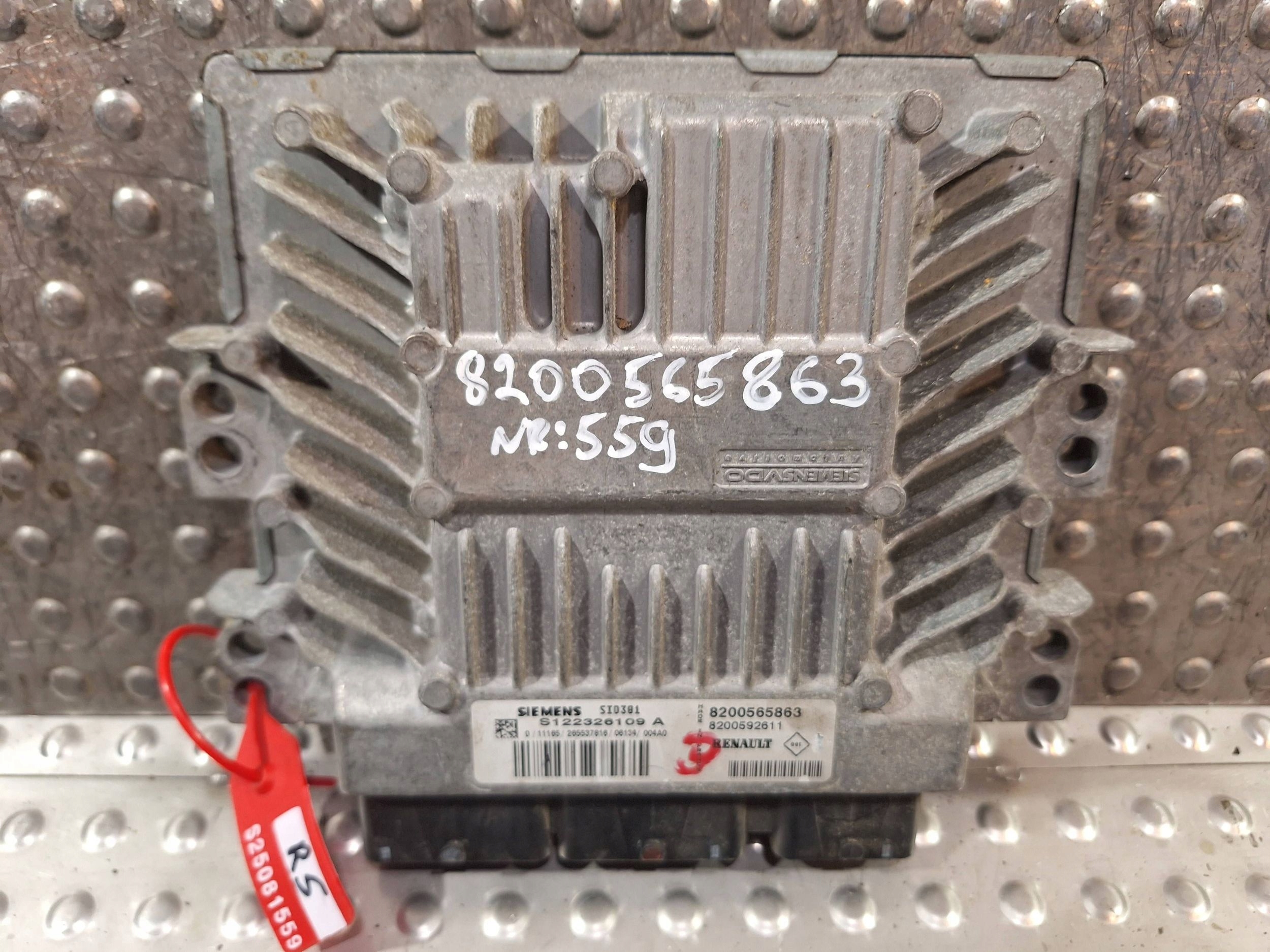 computer S122326109A 8200592611 8200565863 Renault 1.5 DCI