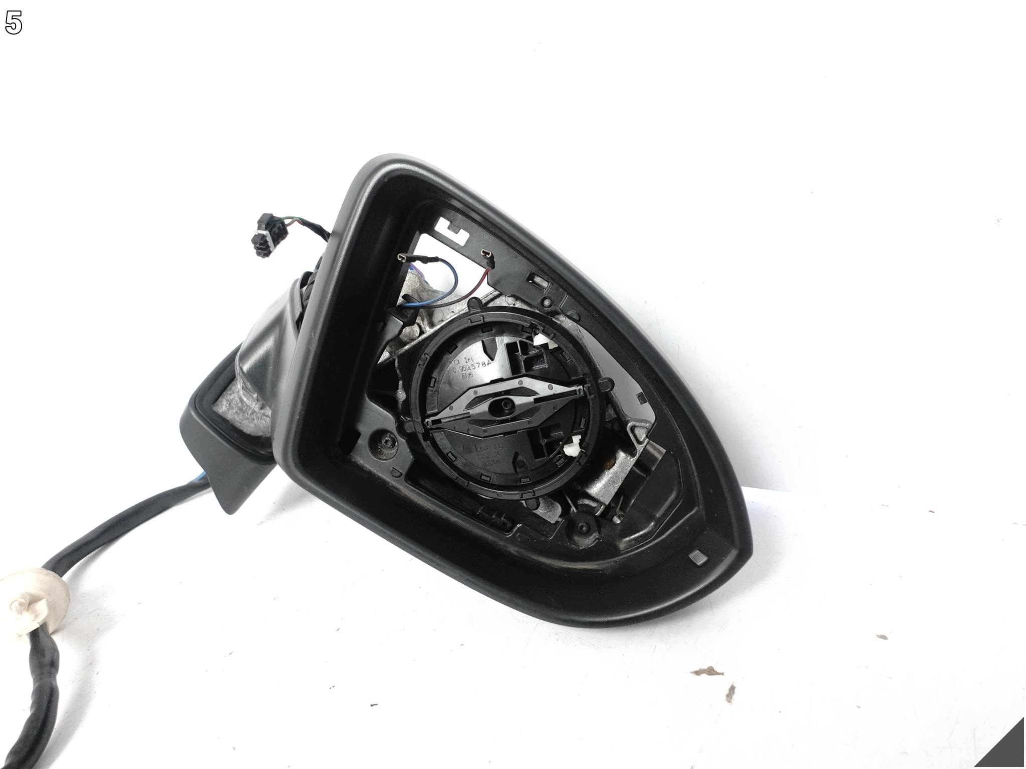 VW TOURAN II 2 5TB 15- mirror right indicator support 13+2=15 PIN EU