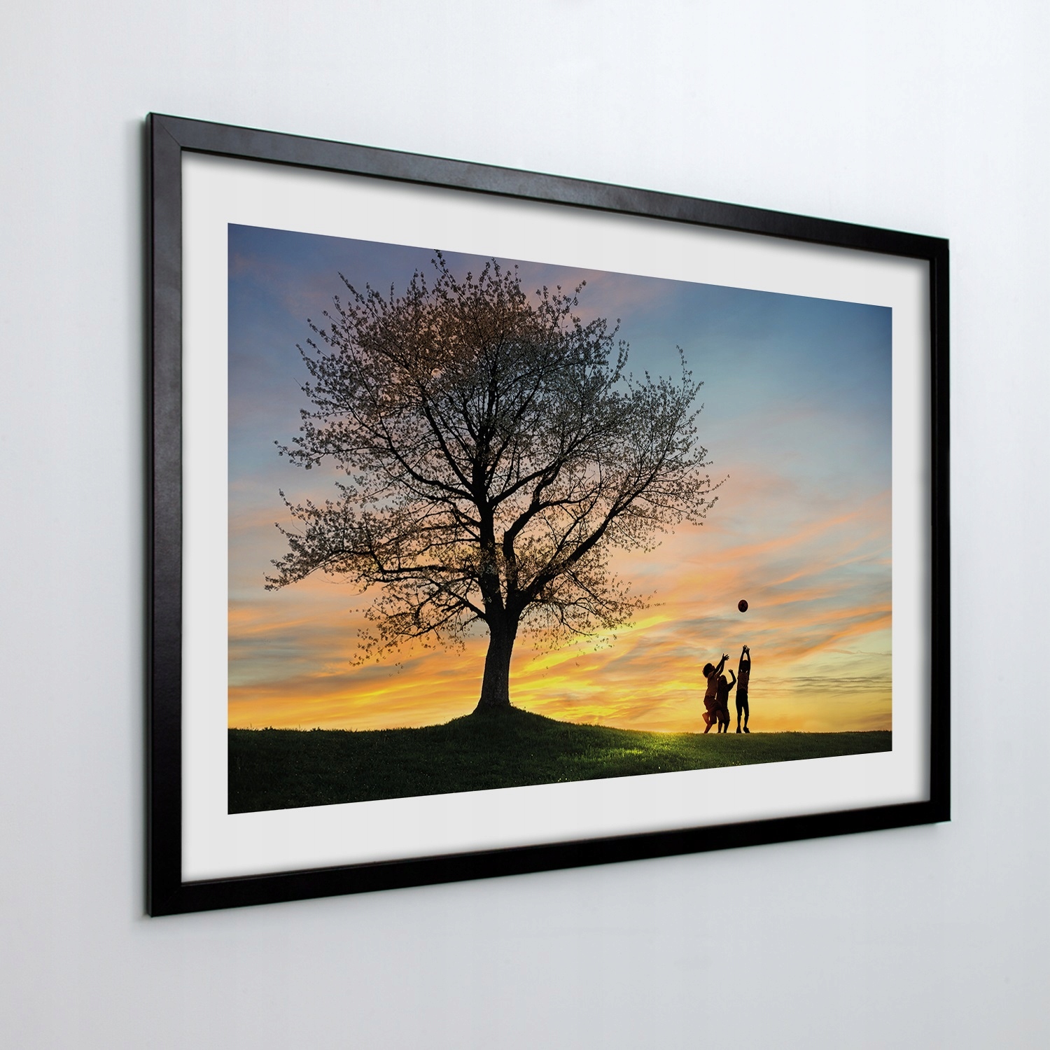 Obraz v rámu na zeď Strom děti míč 70x50