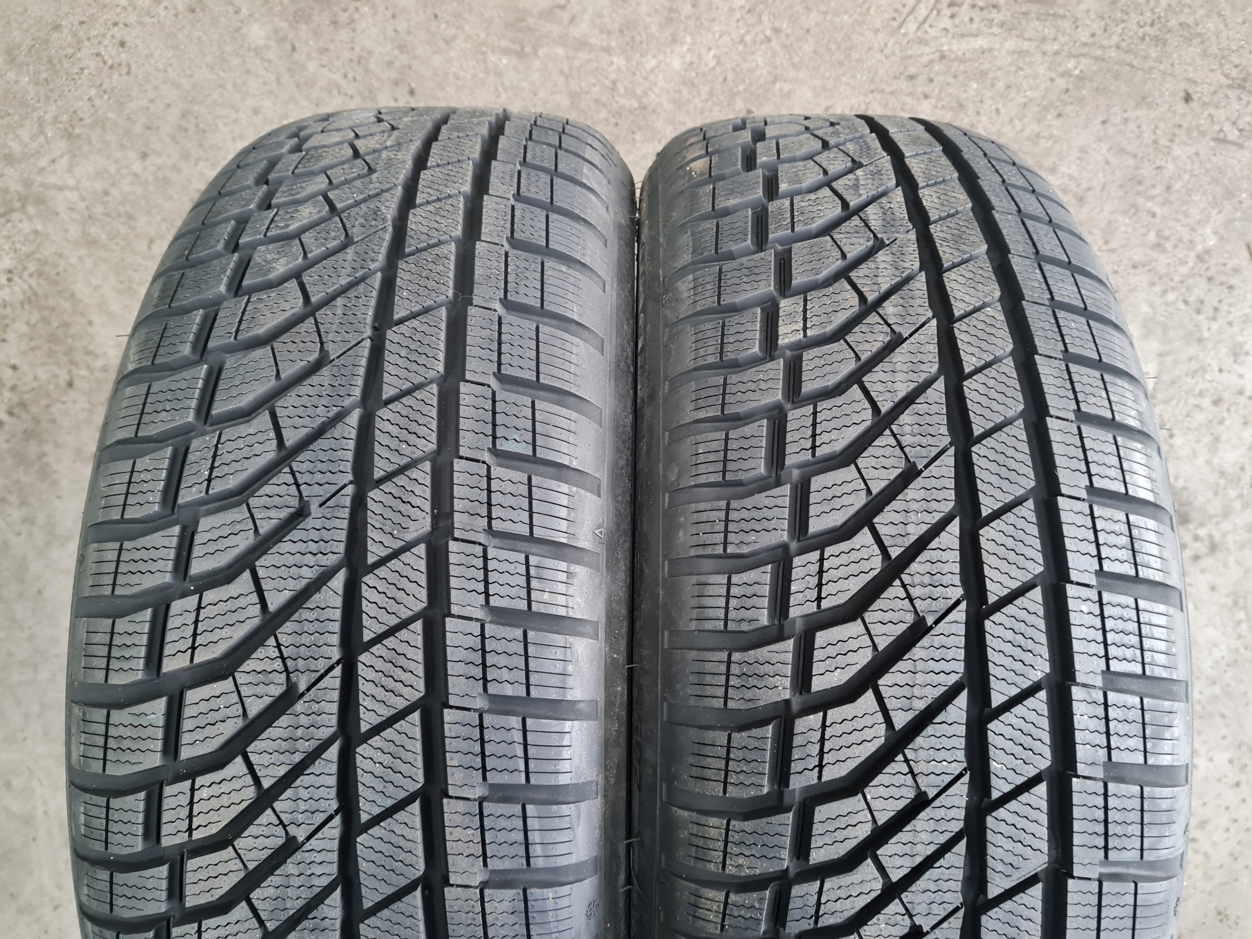 2x Falken Eurowinter HS02 Pro 225/50R18 2024 Nové