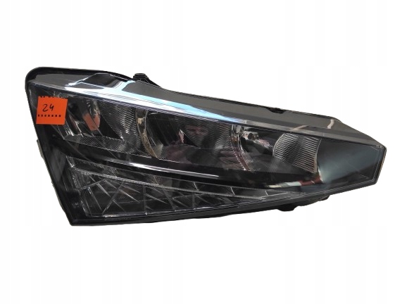 SKODA SCALA 19- LAMPA PRAWA PRZÓD 657941016