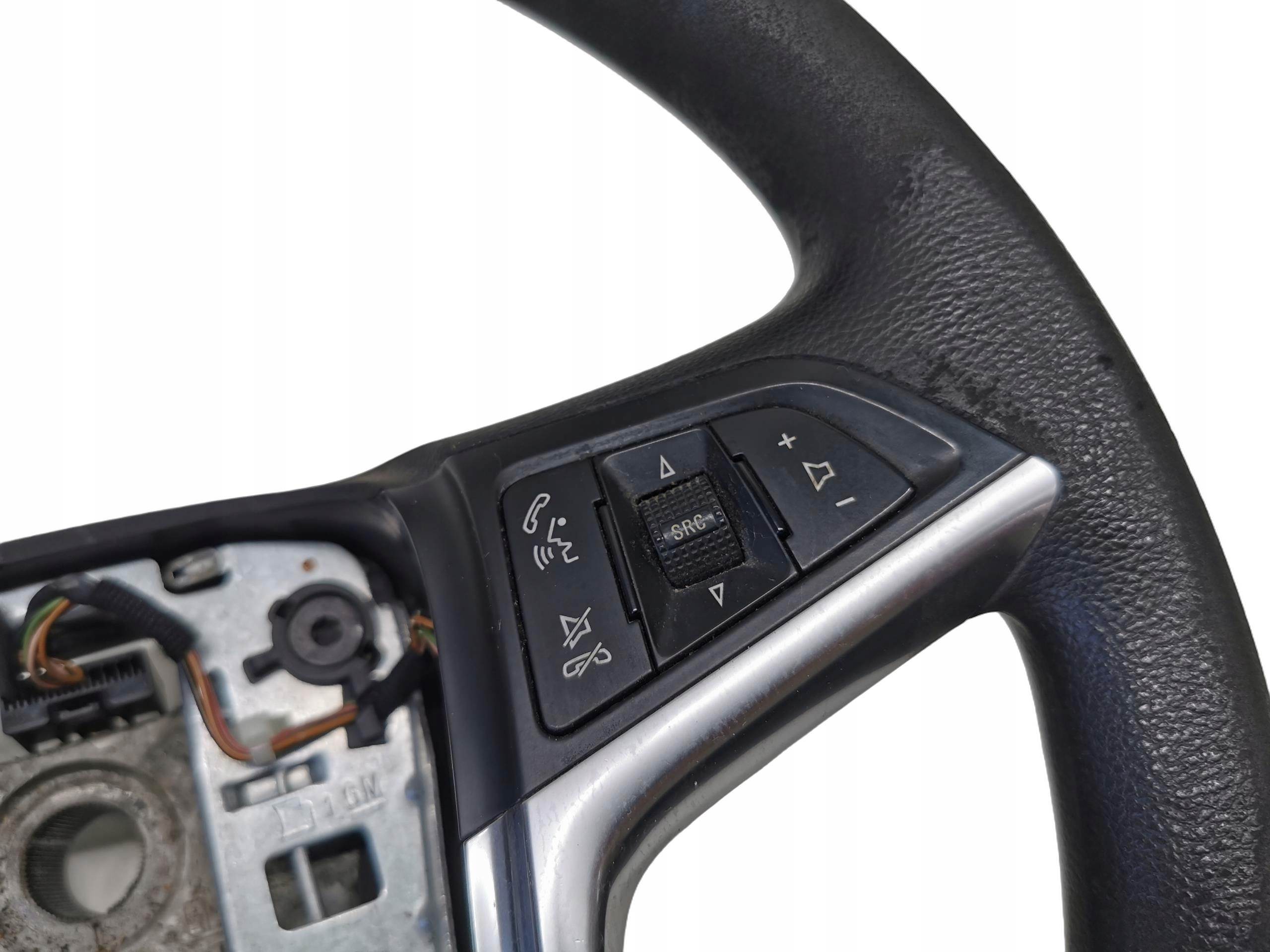 lenkrad MULTIFUNKCYJNA OPEL ASTRA J 13351039