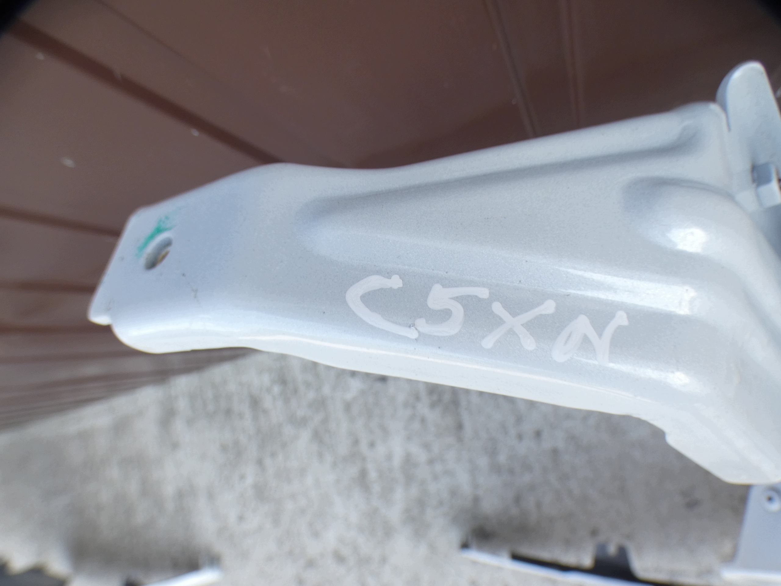 Citroen C5 X C5X 2023 fender left front front colour EN9 support