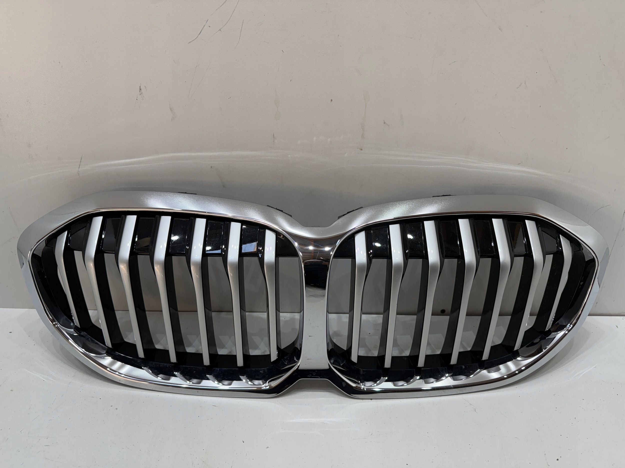 BMW 1 F40 Kühlergrill FRONTGRILL Kühlergitter - Thumbnail 1