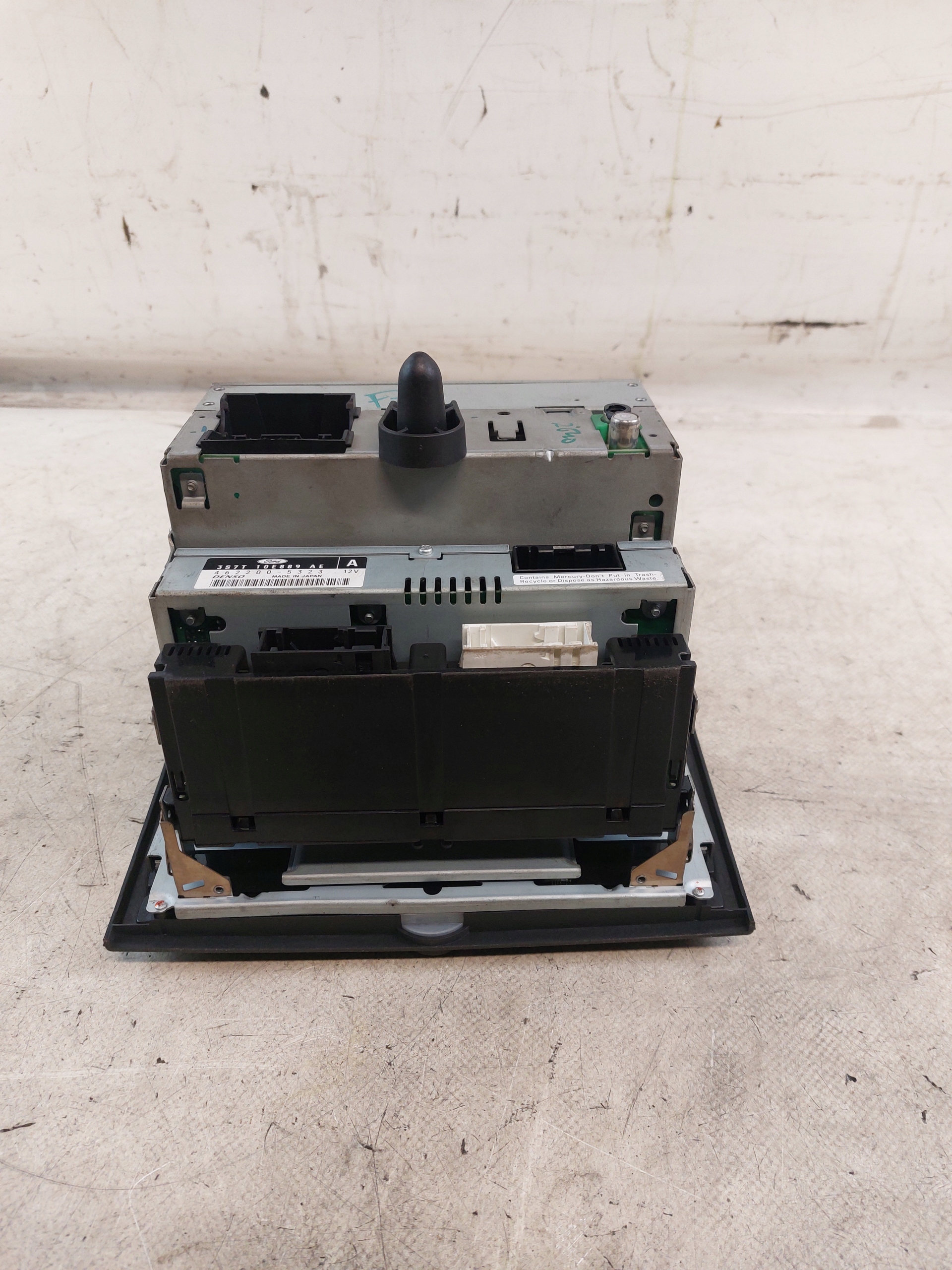 radio FORD MONDEO MK3