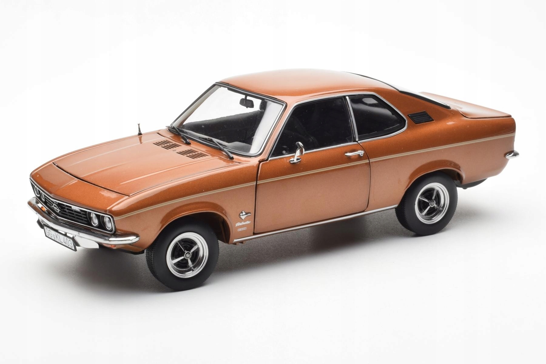 Opel Manta Bronce Metallic Norev 1/18