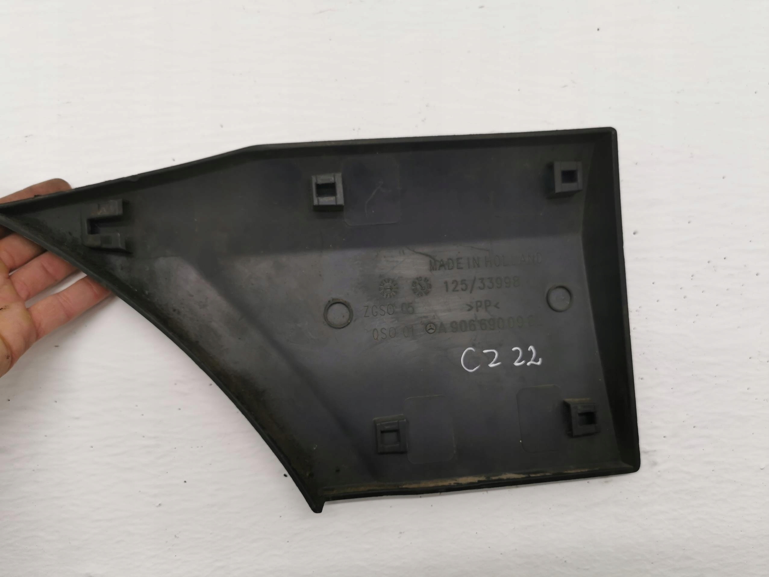 moulding left rear part MERCEDES SPRINTER W906 A9066900962