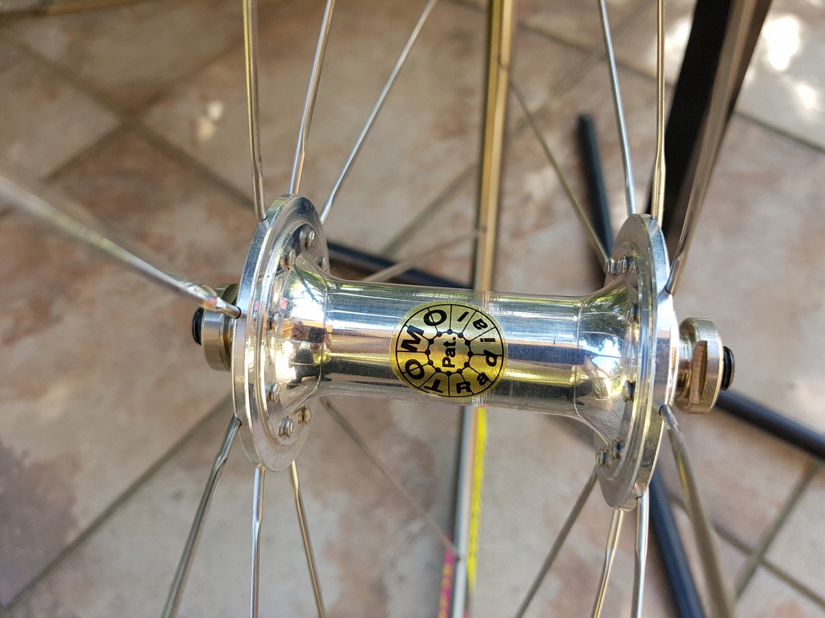 koła 700C piasty TOMO, obręcze RIGIDA DP18 Liczba szprych Inna