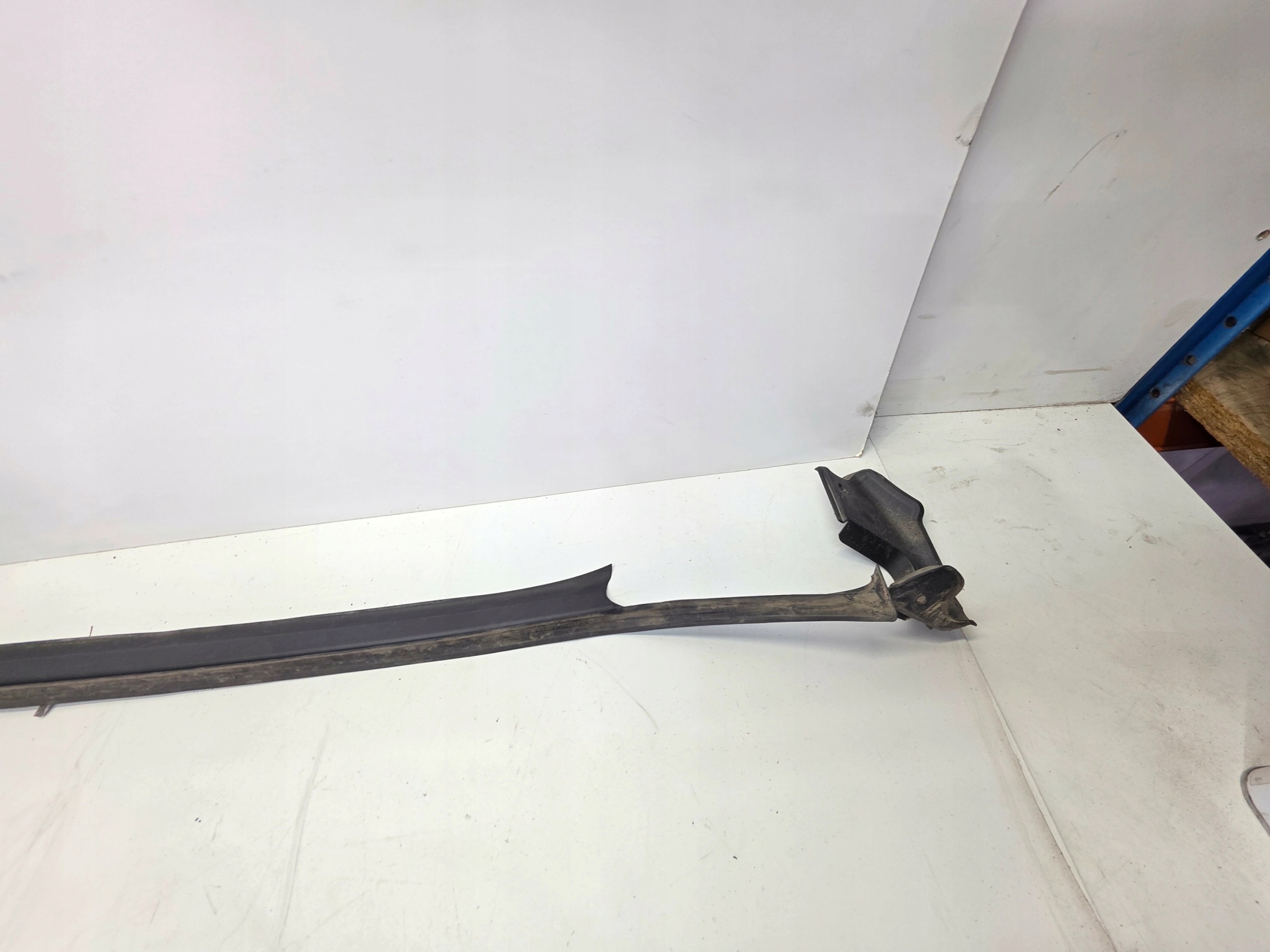 RYNNA gasket bonnet boot AUDI A5 8W8 8W8827229
