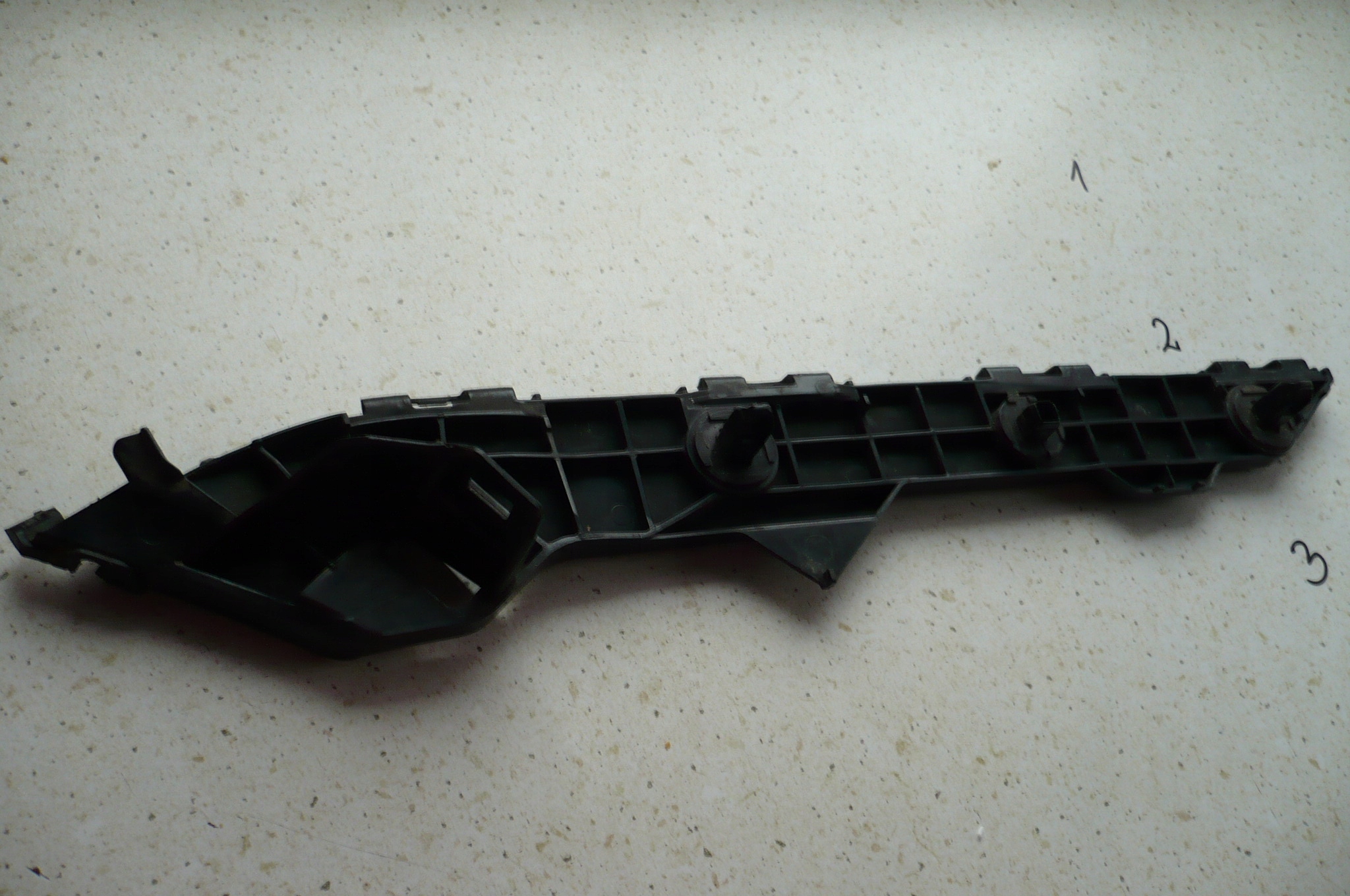 TOYOTA COROLLA E15, 2006-13 bumper bracket right rear part sedan