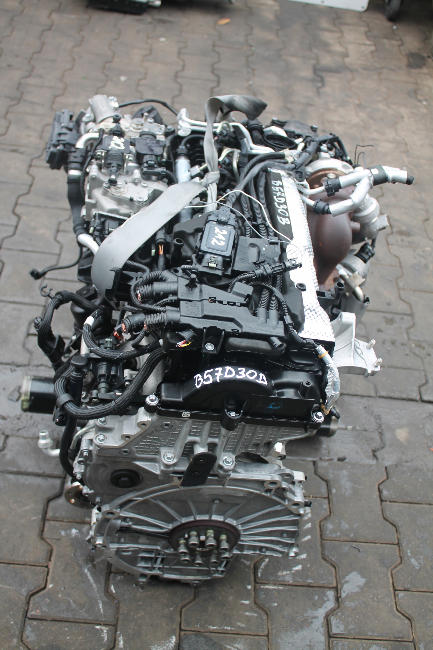 engine complete BMW 4X4 B57D30B 10 TYSKM