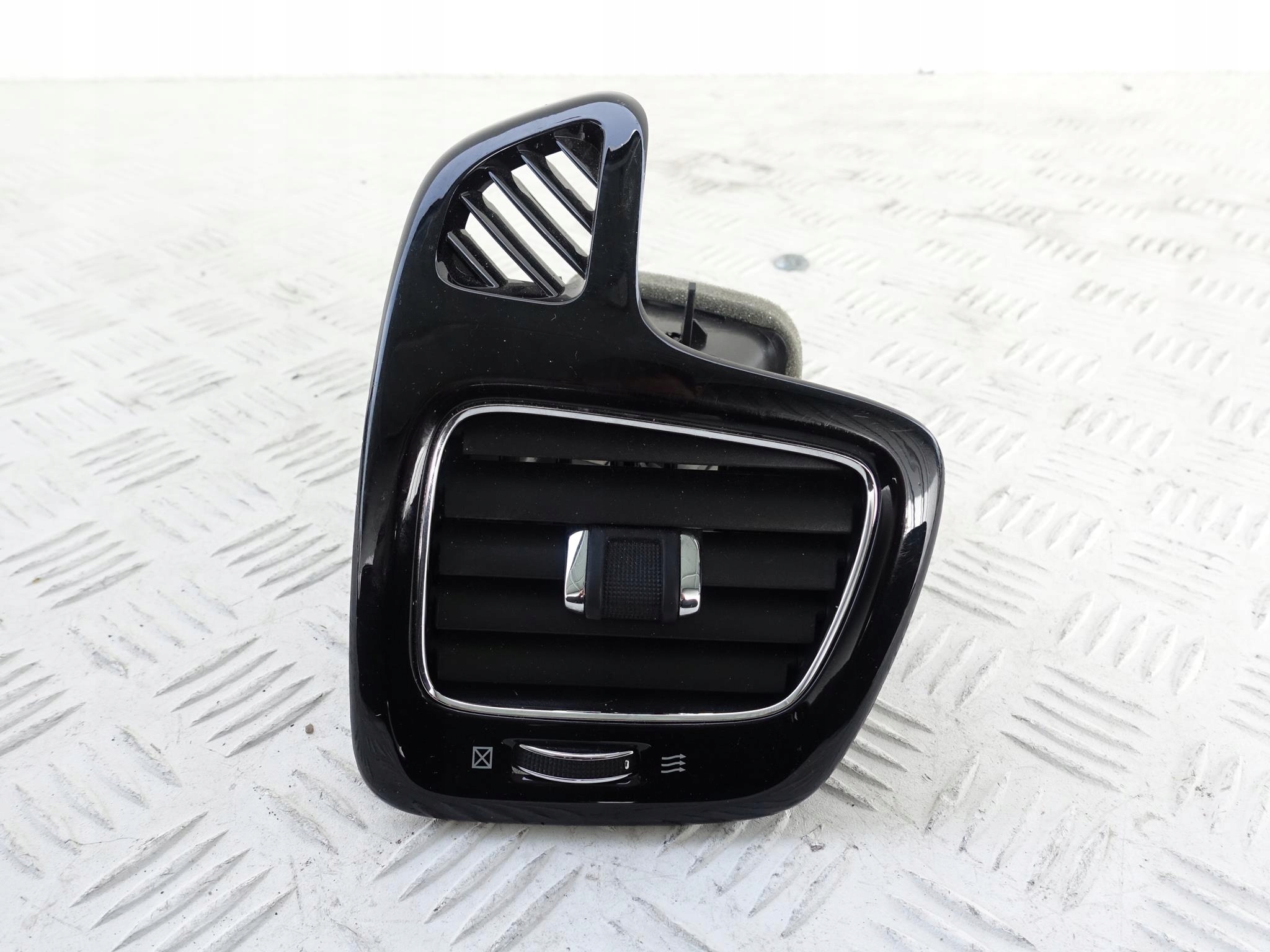 JEEP COMPASS II 17-21 frame grid air conditioning devices left
