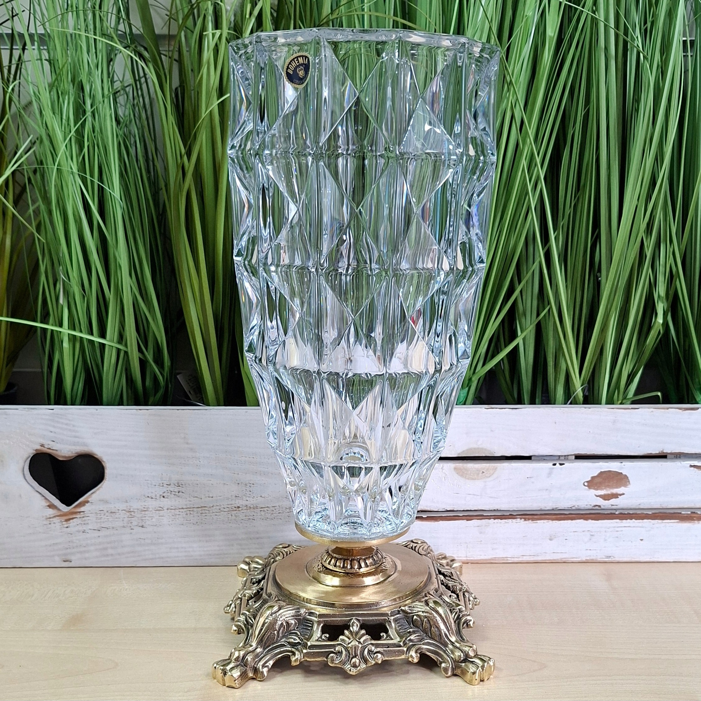 Wazon Kryształowy Na Mosiężnej Nóżce 32 CM Mosiądz Kryształ Bohemia